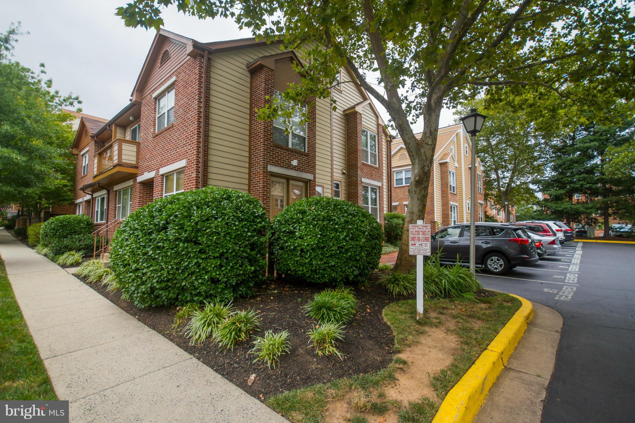 VERNON CORNER - Residential Lease