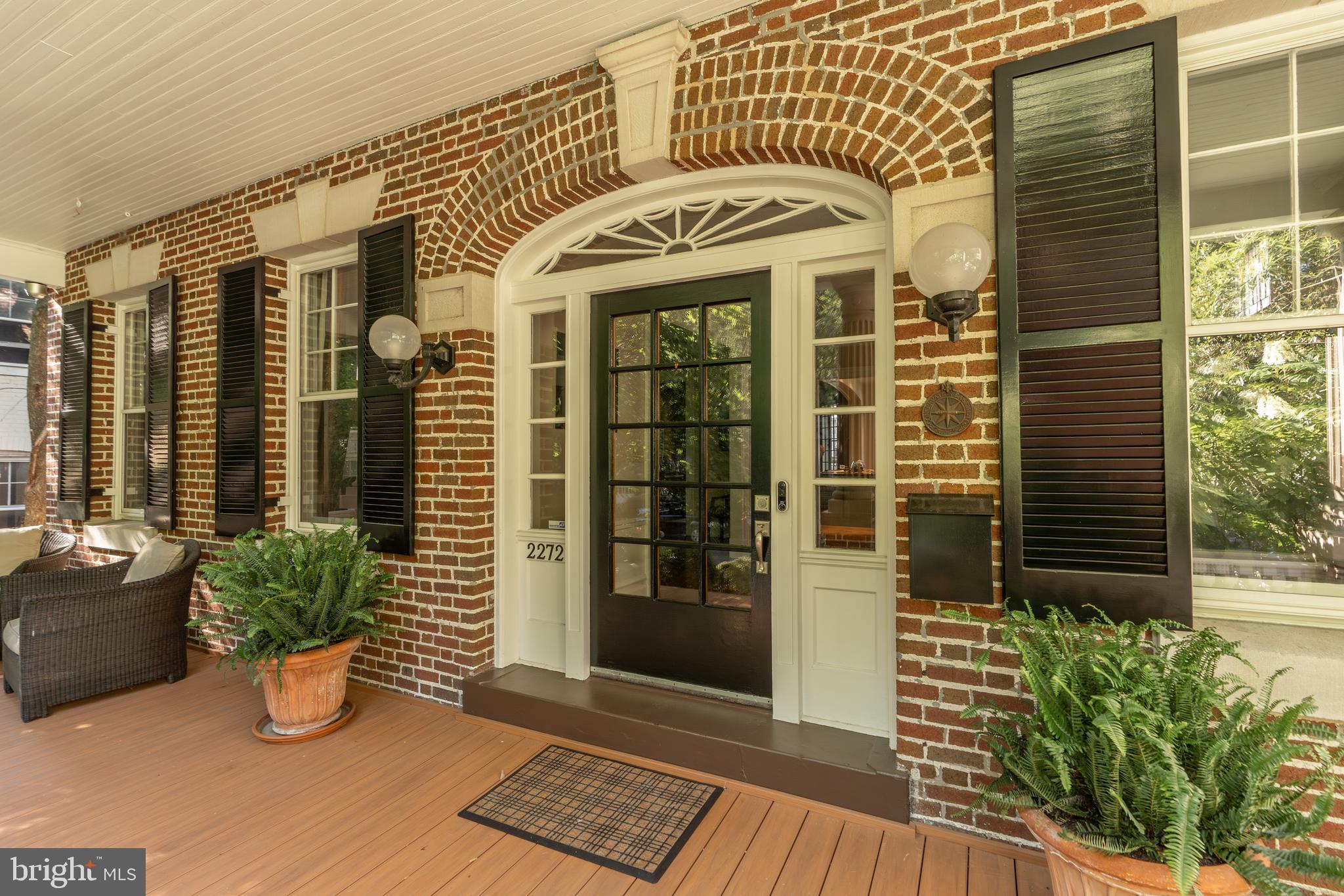 WOODLEY PARK - Residential