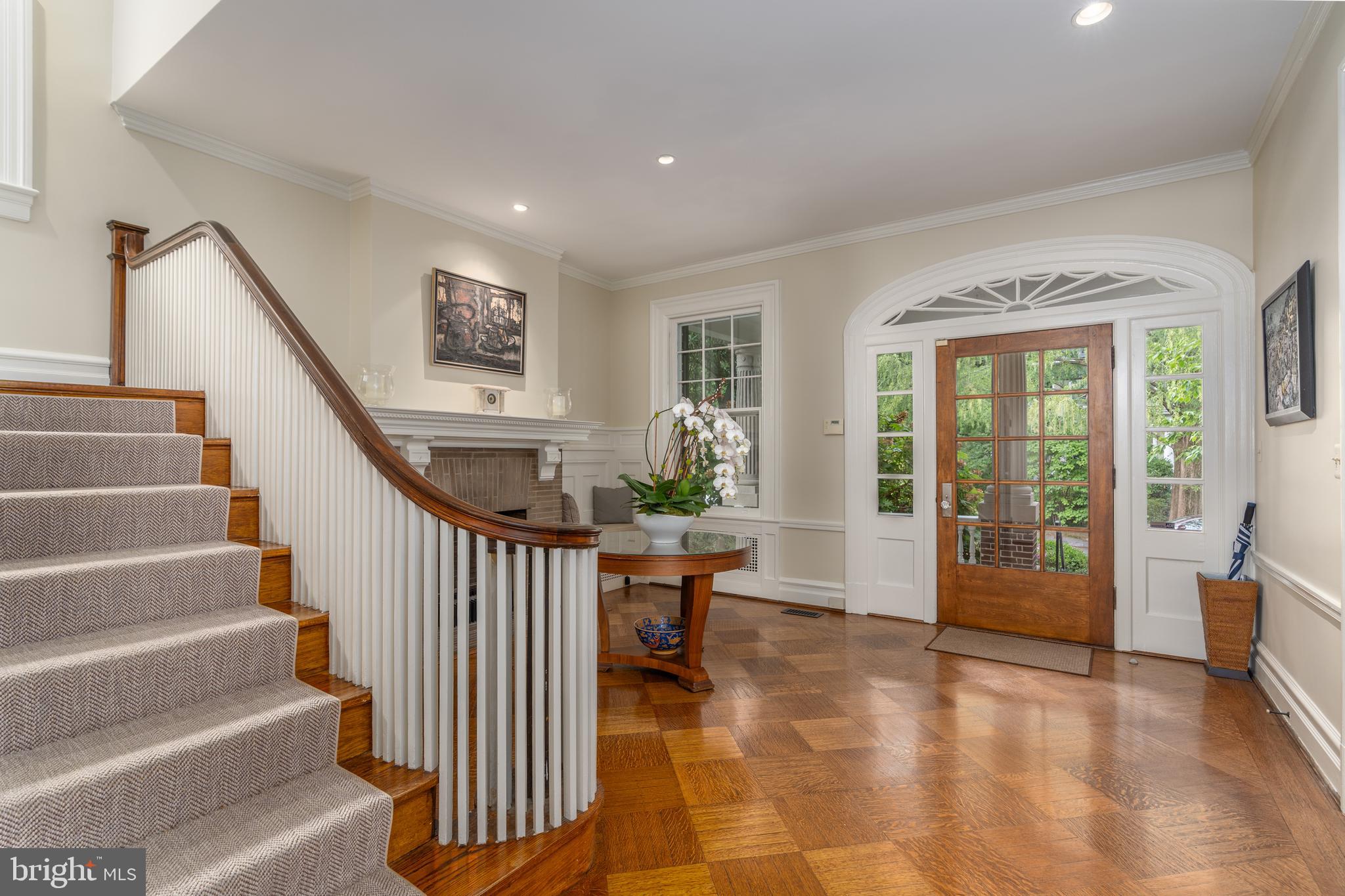 WOODLEY PARK - Residential