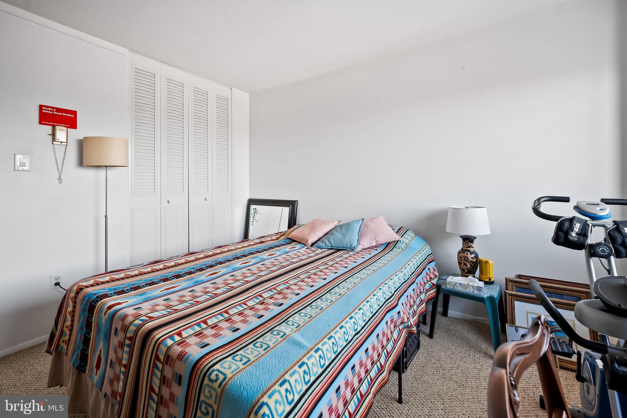 CHARLES VILLAGE - Residential