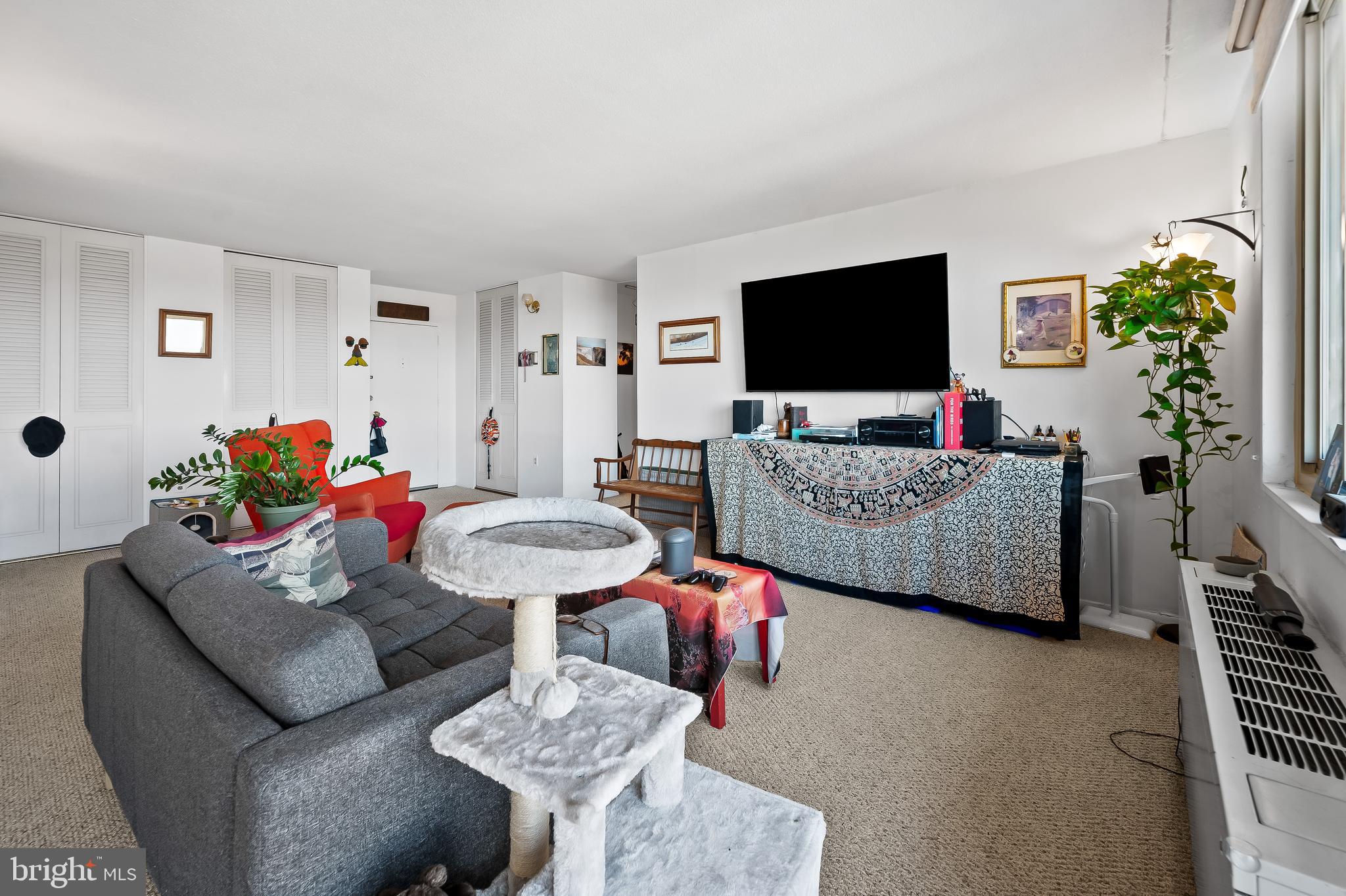 CHARLES VILLAGE - Residential