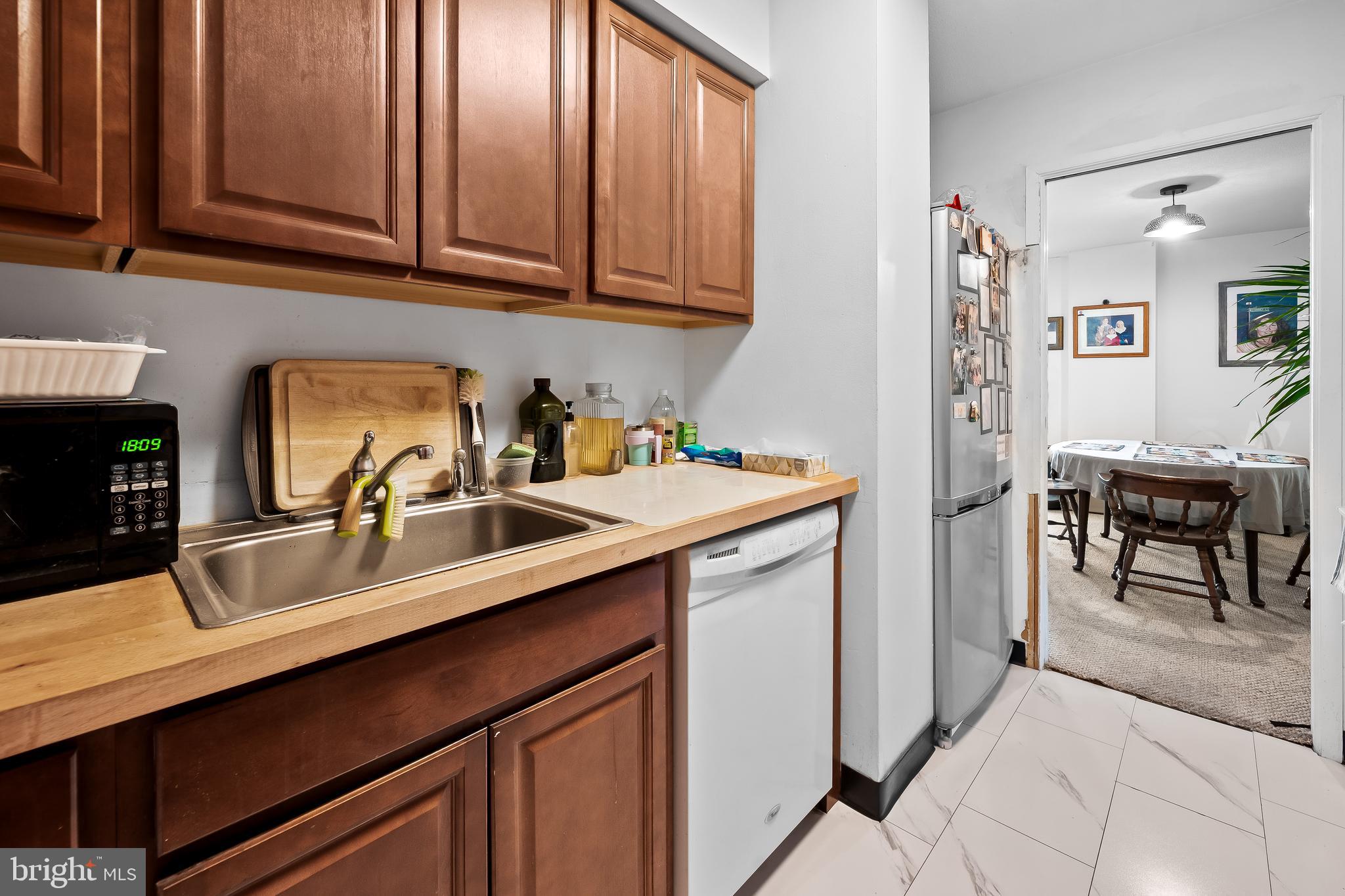 CHARLES VILLAGE - Residential