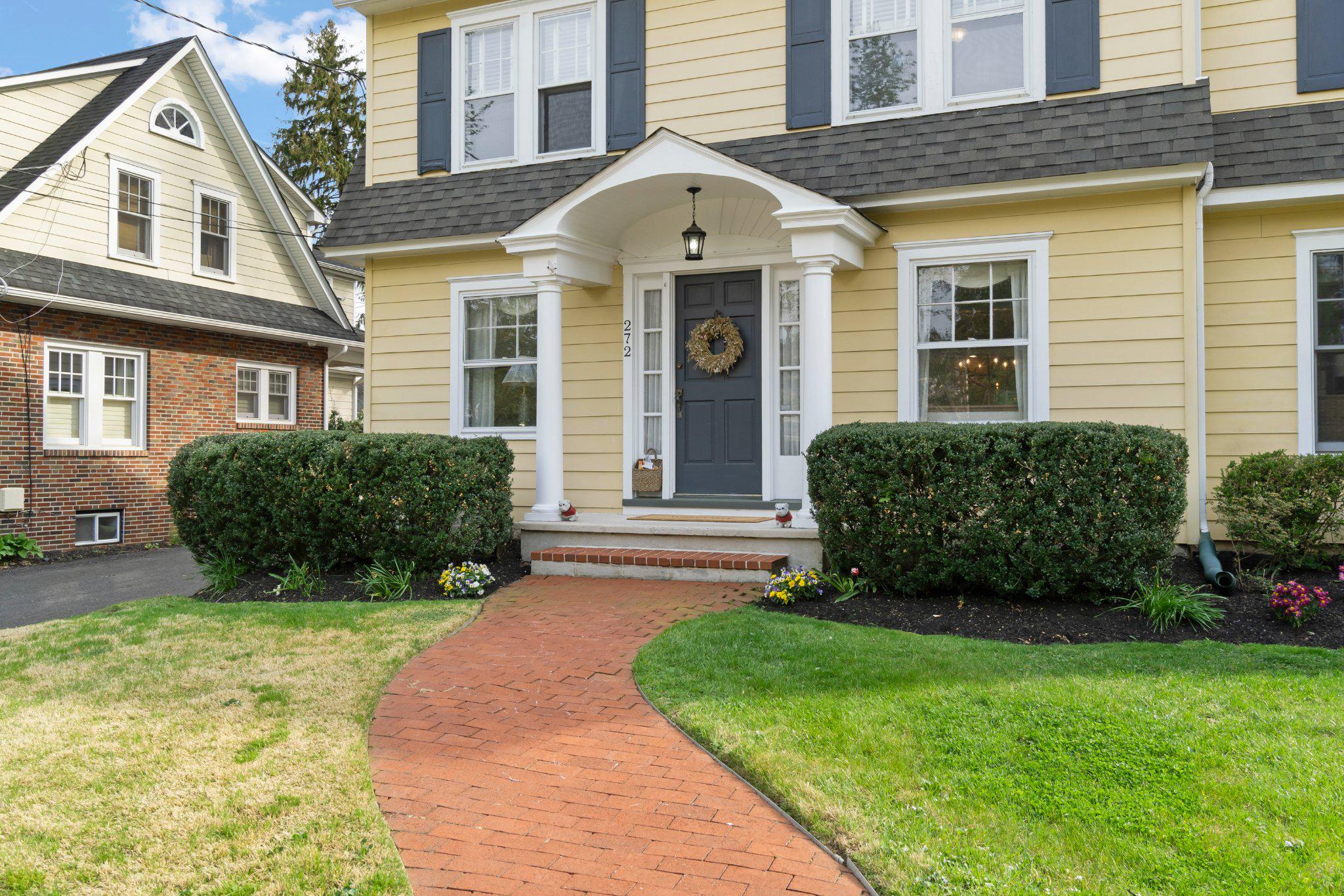 272 JEFFERSON AVENUE