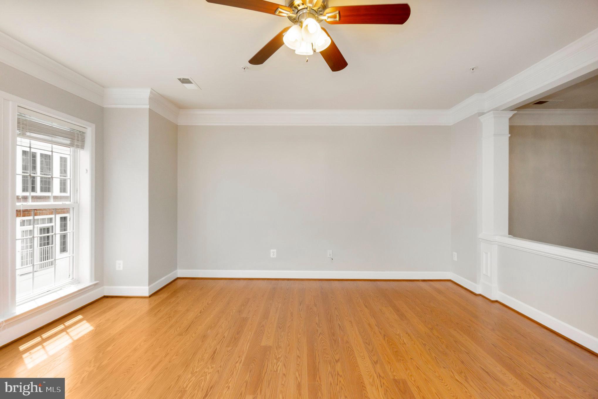 POTOMAC CLUB CONDOMINIUMS - Residential Lease