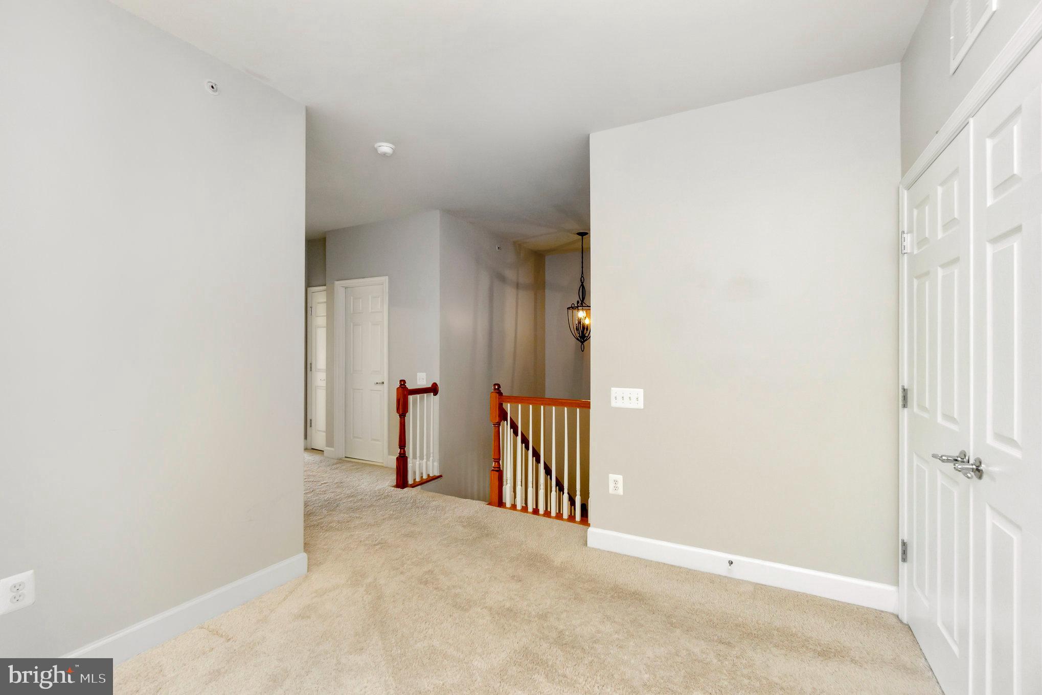 POTOMAC CLUB CONDOMINIUMS - Residential Lease