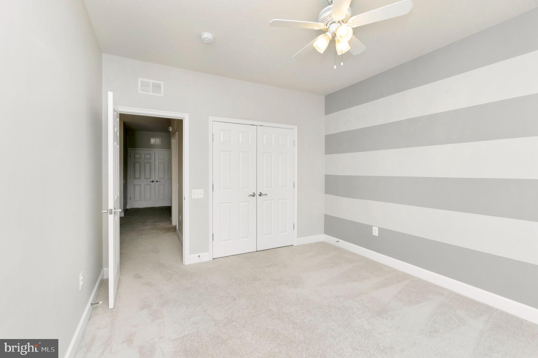 POTOMAC CLUB CONDOMINIUMS - Residential Lease