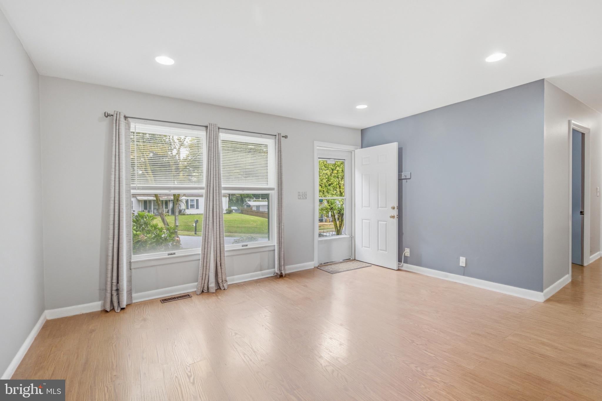 32 CHARTWELL ROAD