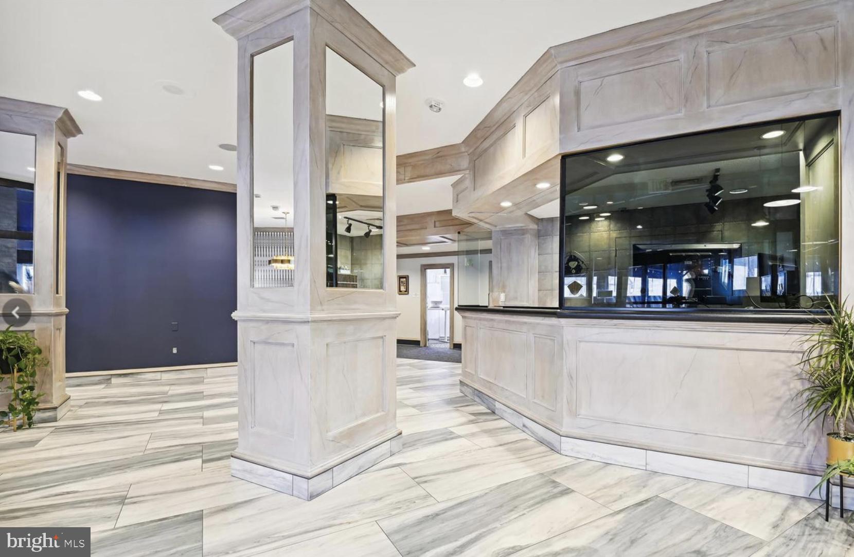 TOWSON - Residential