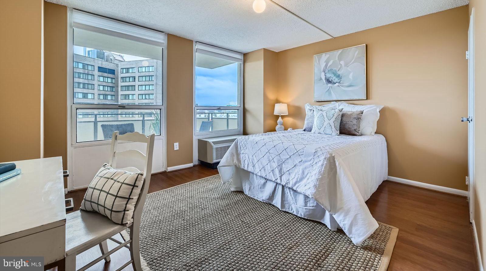 TOWSON - Residential