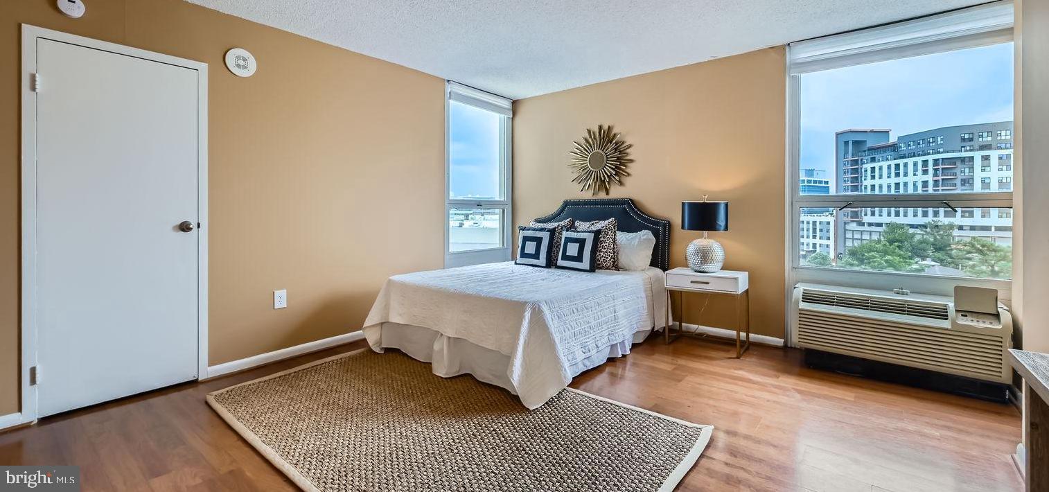 TOWSON - Residential