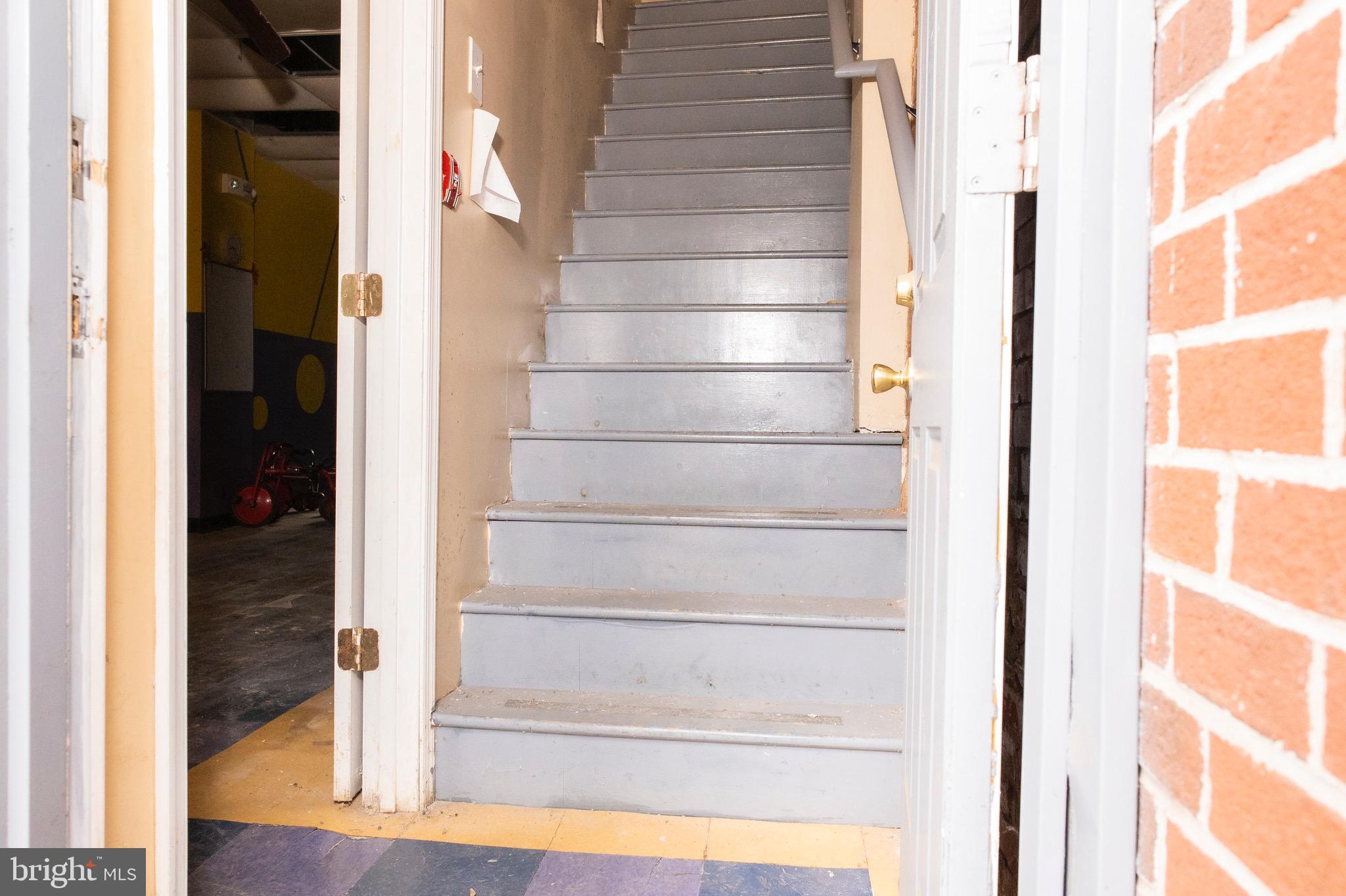 WEST PHILADELPHIA - Commercial Sale