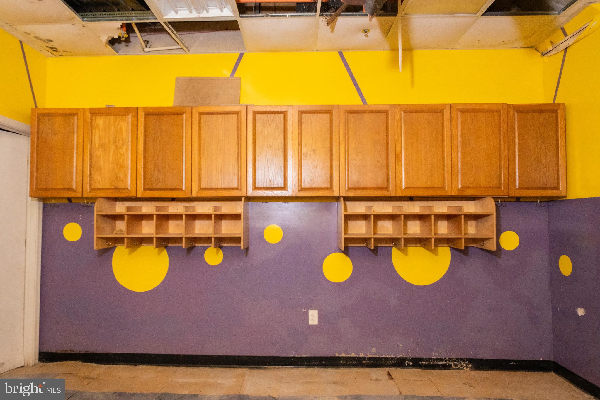 WEST PHILADELPHIA - Commercial Sale