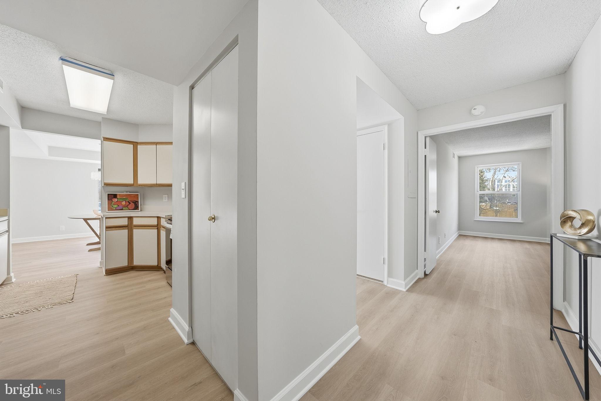 ASTORIA CONDOMINIUM - Residential