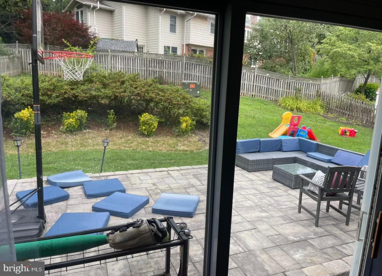 OAK HILL - Residential Lease