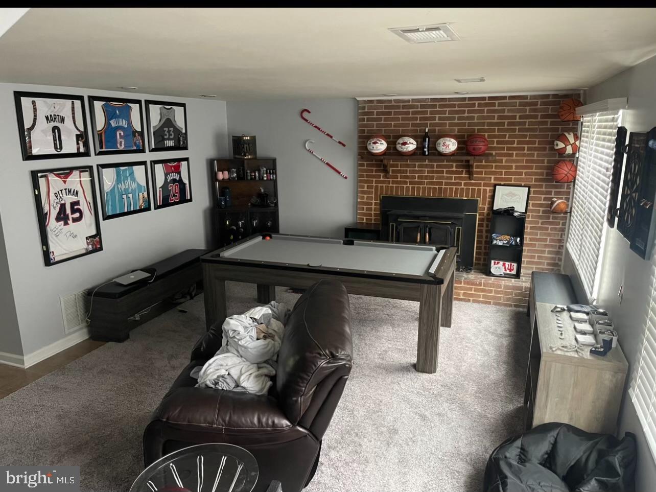 OAK HILL - Residential Lease