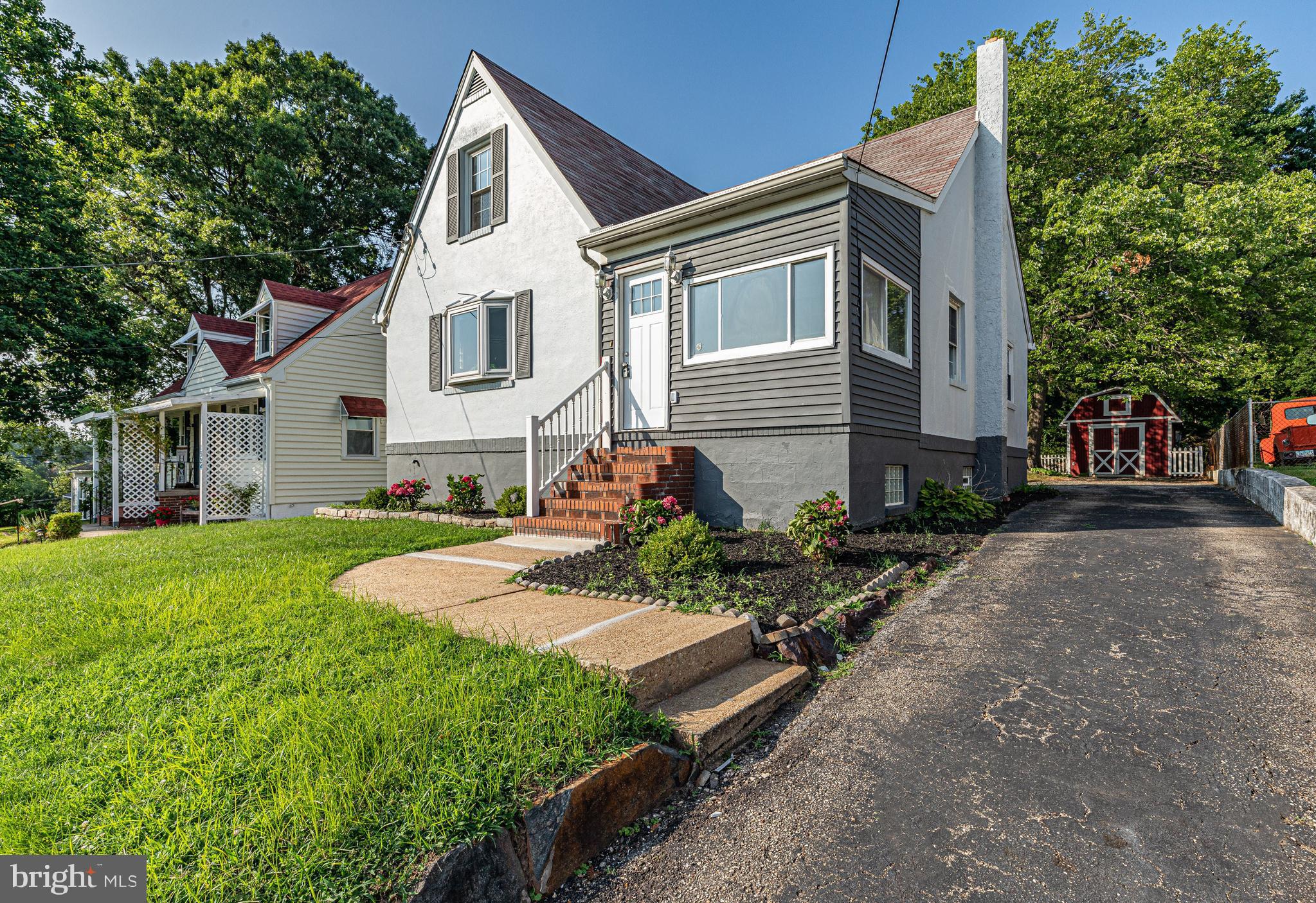 ROSEDALE - Residential