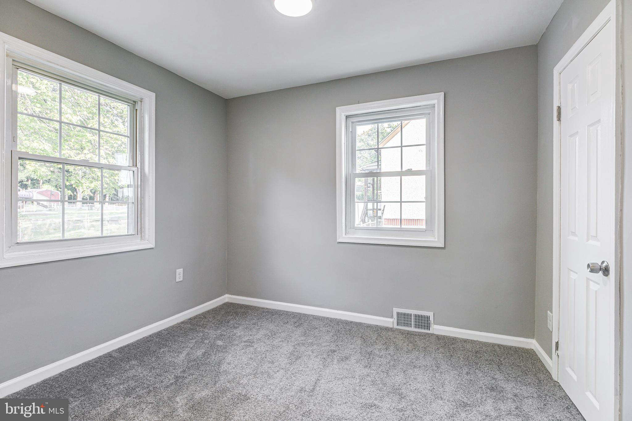 ROSEDALE - Residential