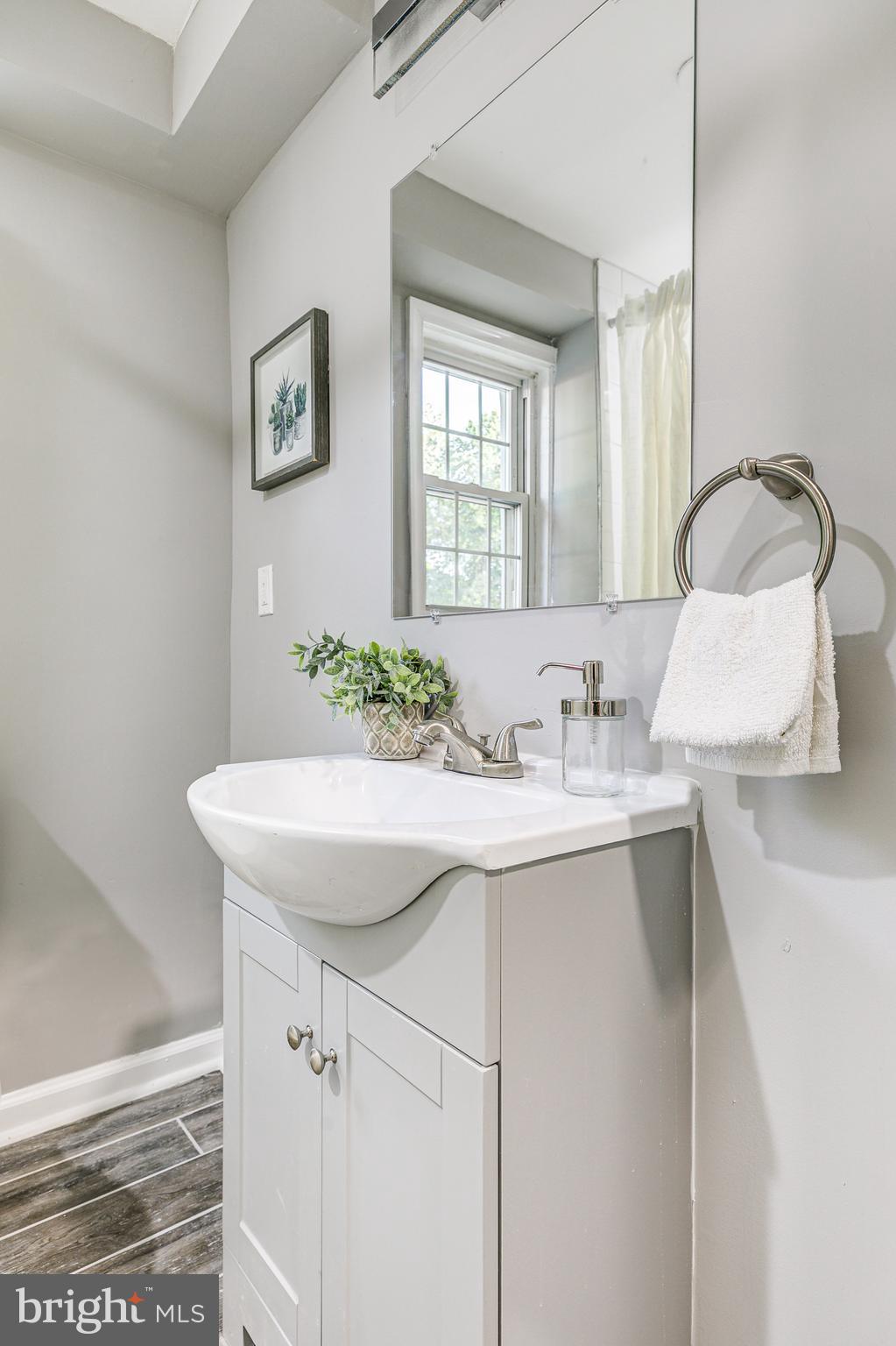 ROSEDALE - Residential