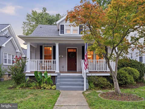 Photo of 206 E Nelson Avenue, ALEXANDRIA, VA 22301 (MLS # VAAX2064472)