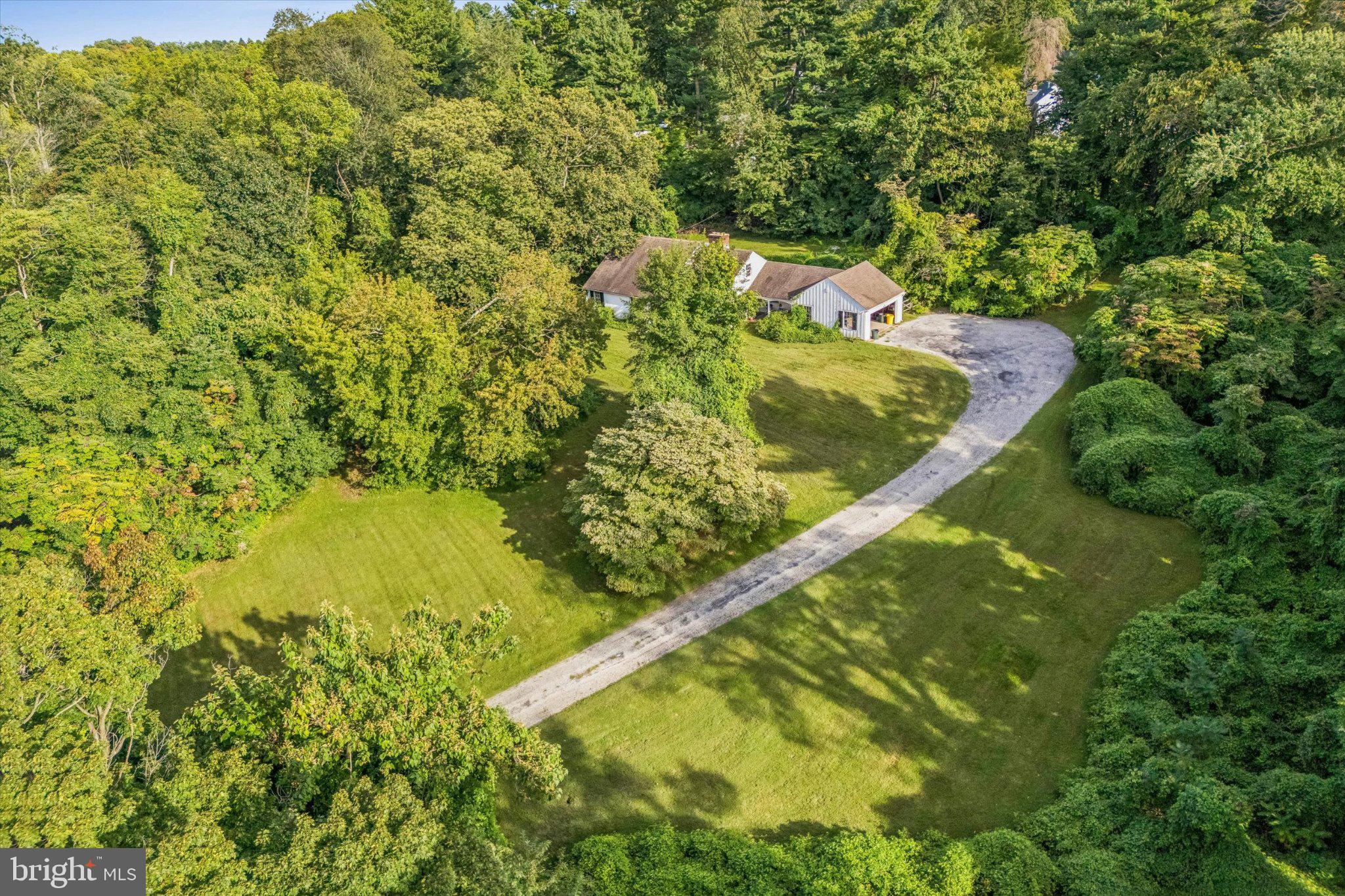 1103 ROSE GLEN ROAD