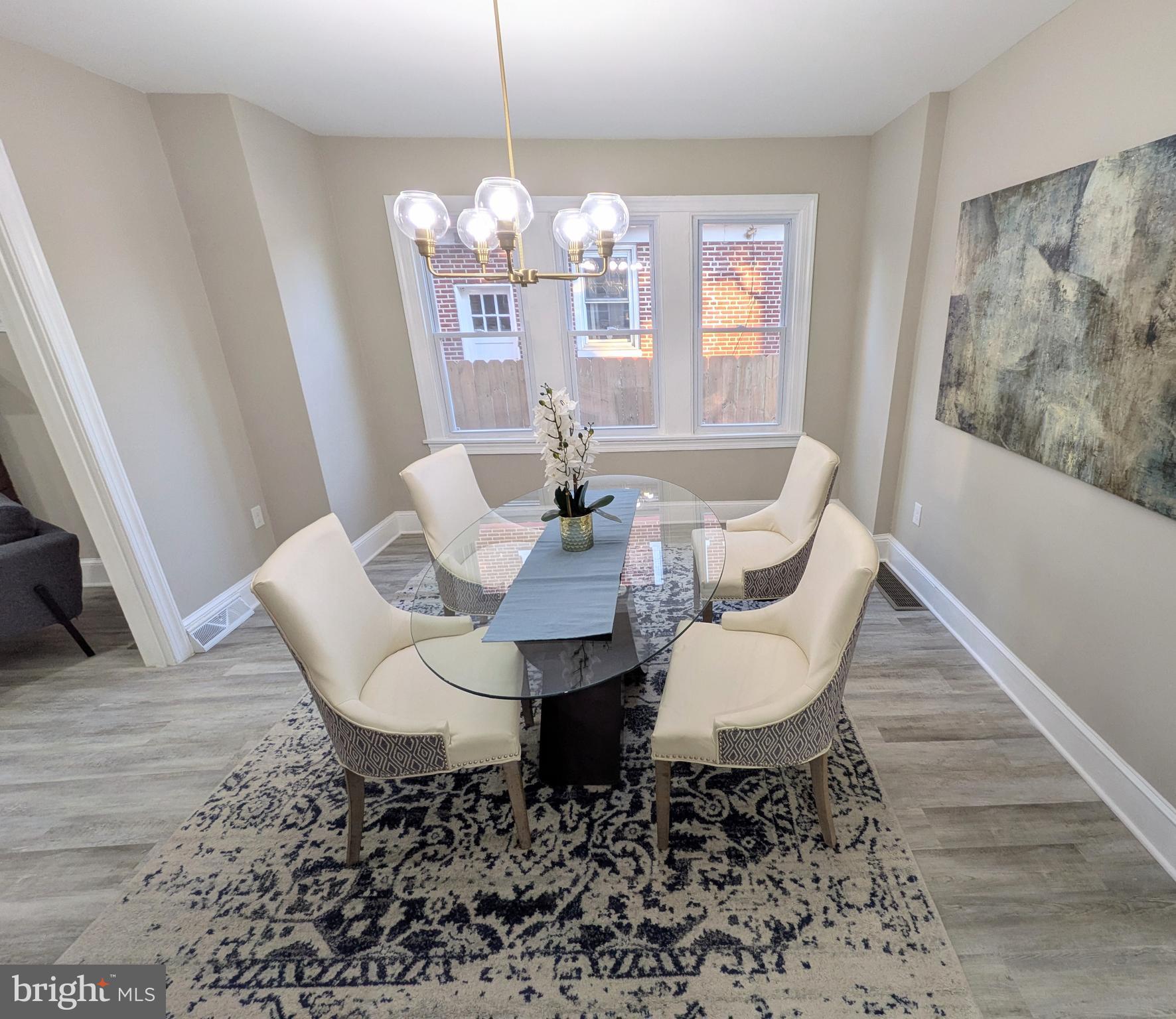 TRIANGLE - Residential