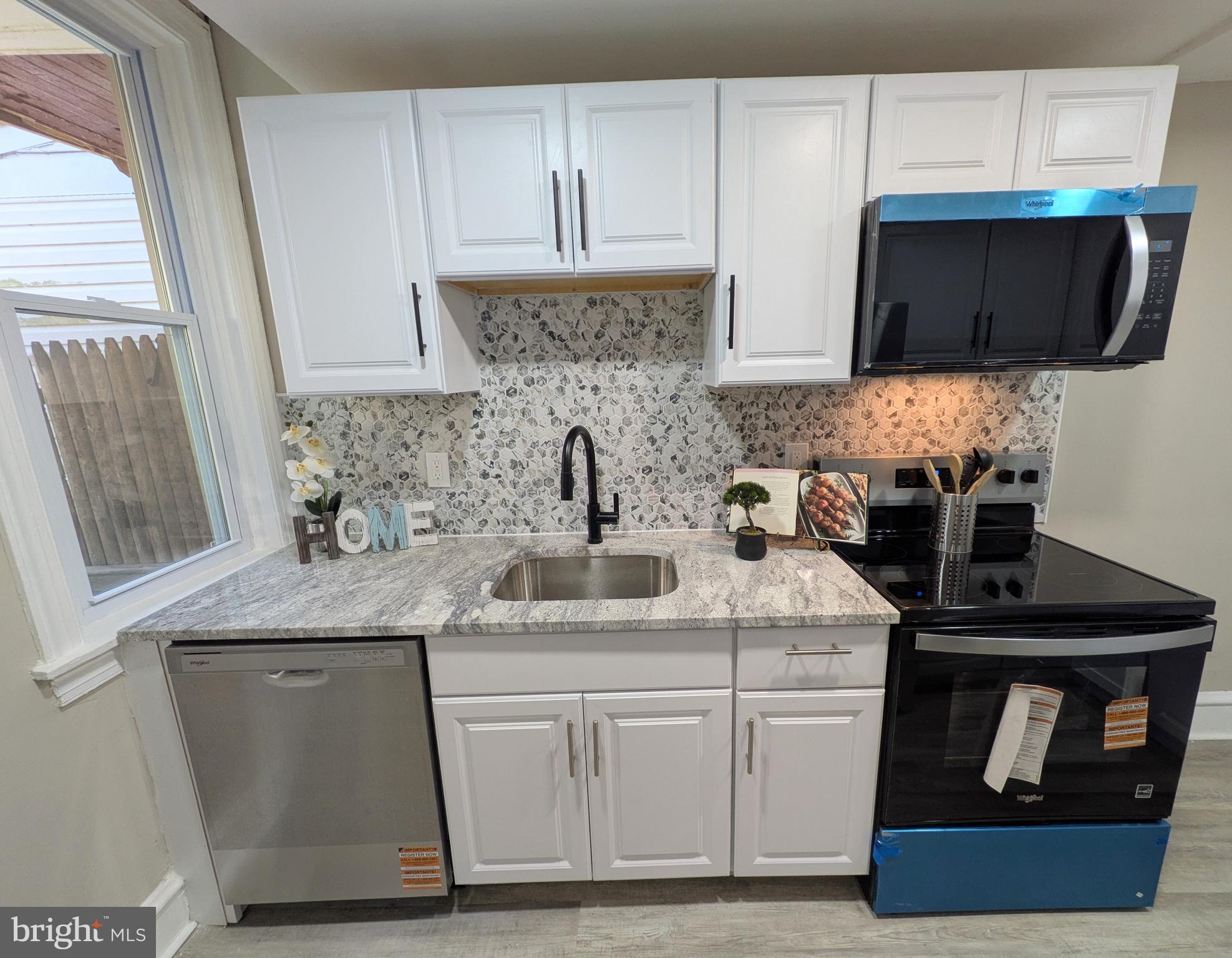 TRIANGLE - Residential