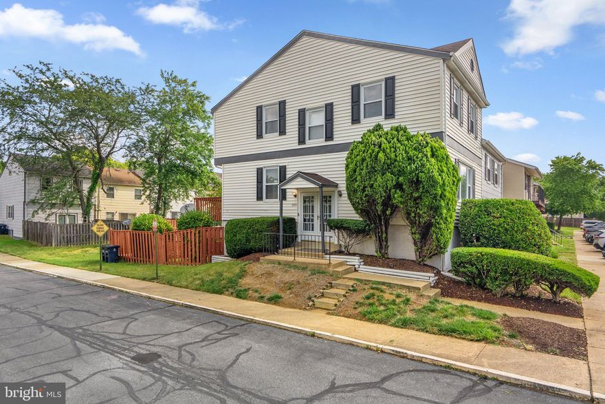 ***Best and Final Offers due Monday, Jun 19 at 6pm***
This is an AS-IS sale.
Welcome to Prince Place! This end unit three-level condo/townhouse is the perfect opportunity to own a home. With 3 bedrooms and 2.5 baths, this split foyer design offers ample space for comfortable living.
Step inside and discover a spacious living room adorned with a mirrored wall, creating a visually appealing atmosphere. The combination kitchen and dining room allows for seamless interaction between culinary creations and lively conversations. Stainless steel appliances add a touch of modernity to your cooking experience.
Dining area opens to a multi-level deck that overlooks a fenced-in backyard, providing a private outdoor oasis for relaxation, entertaining, and al fresco dining.
The upper level is carpeted and has three inviting bedrooms. The primary bedroom boasts an attached bathroom and a convenient walk-in closet, offering both privacy and storage solutions.
The lower level presents a versatile bonus room, which can be customized to suit your needs, whether it be a home office, gym, or hobby space. A laundry area ensures convenience, and the family room opens up to the backyard, seamlessly connecting indoor and outdoor living.
Located in Largo, MD, this property offers a desirable location with proximity to amenities, schools, and commuting routes. Close to the hospital and four major shopping areas. Don't miss this opportunity to make this home your own. Schedule a showing today and envision the possibilities that await you!