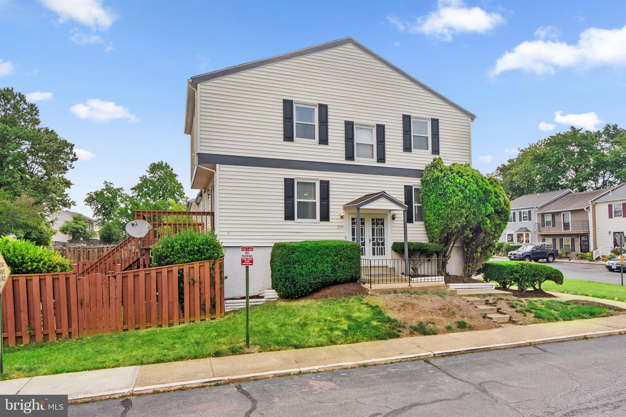 PRINCE PLACE III - Residential