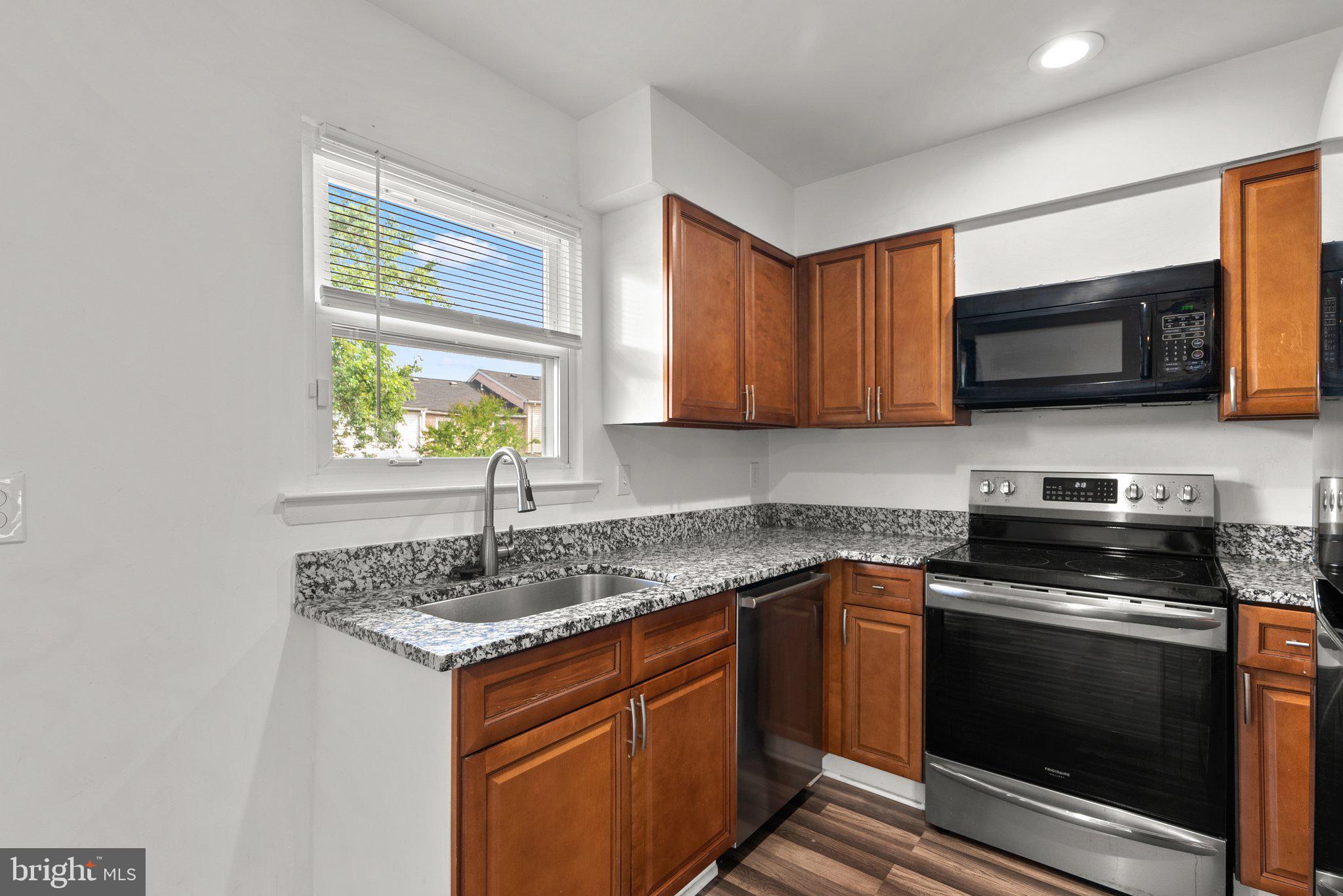 PRINCE PLACE III - Residential