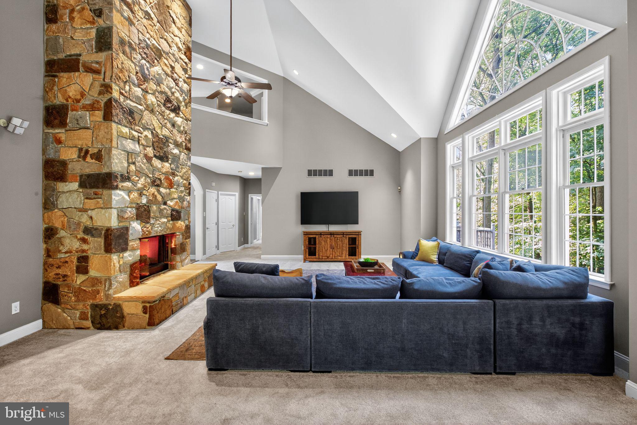 VIRGINIA GLEN - Residential