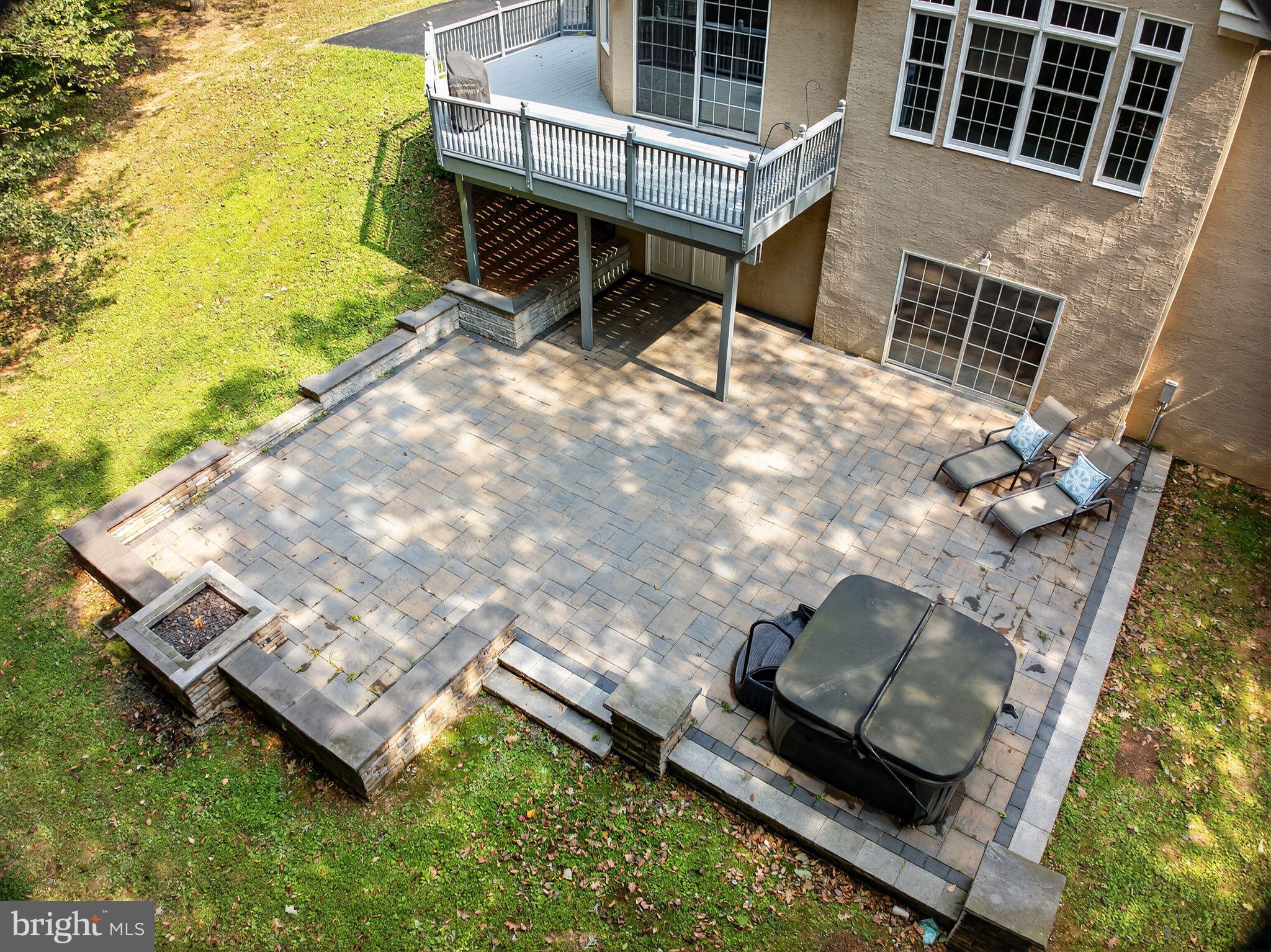 VIRGINIA GLEN - Residential