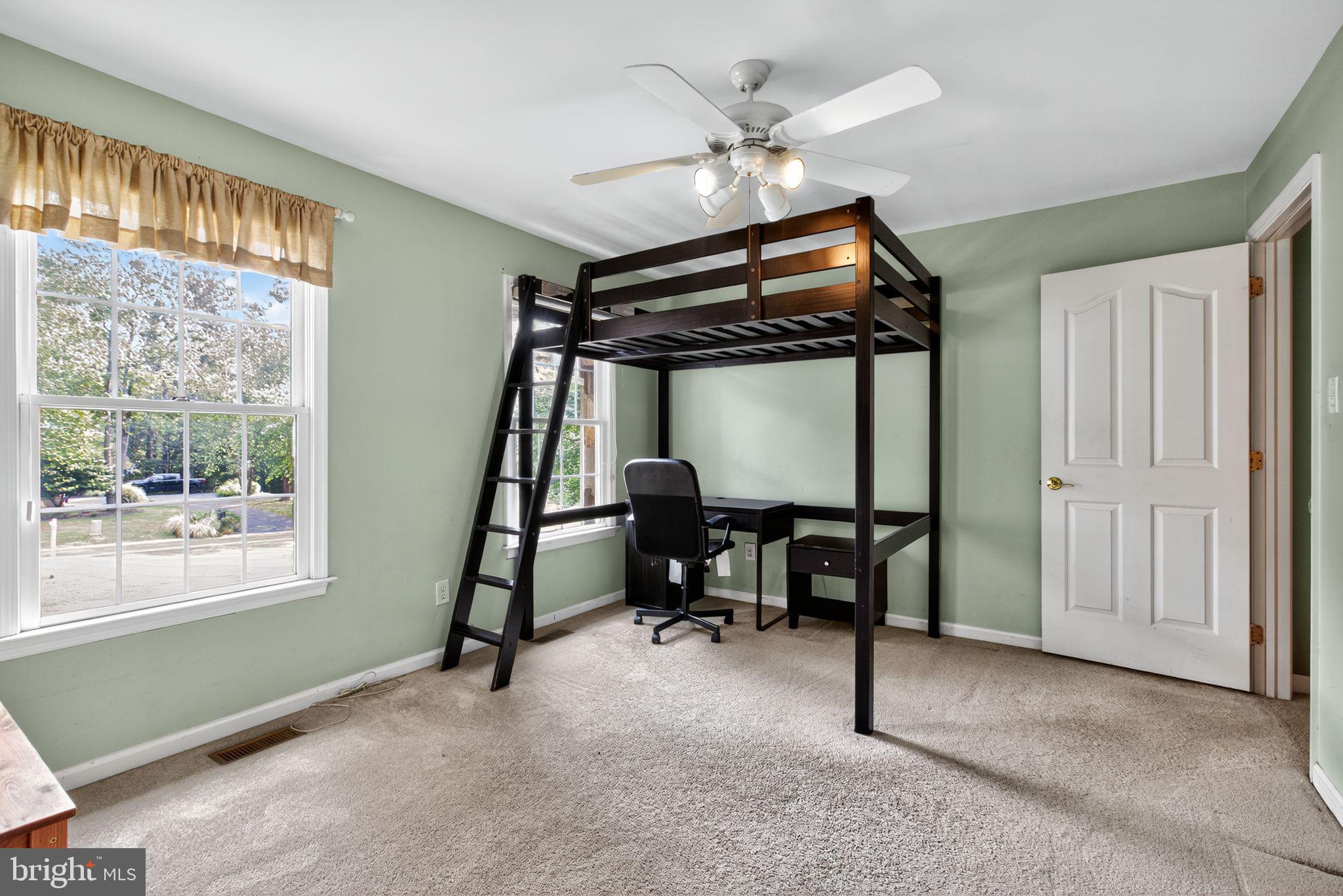 VIRGINIA GLEN - Residential