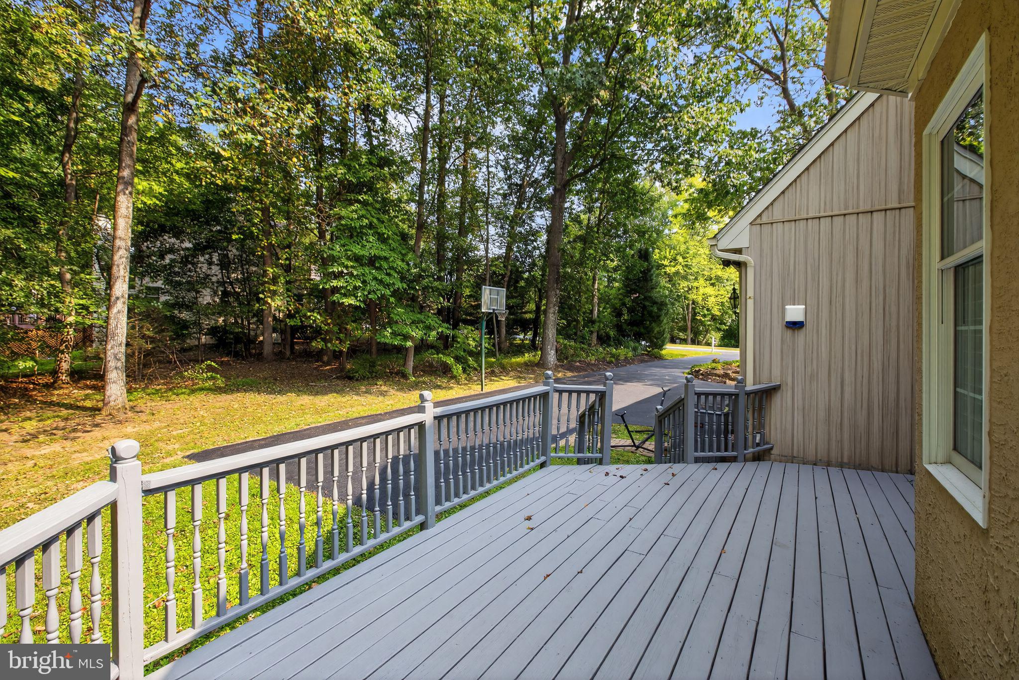 VIRGINIA GLEN - Residential