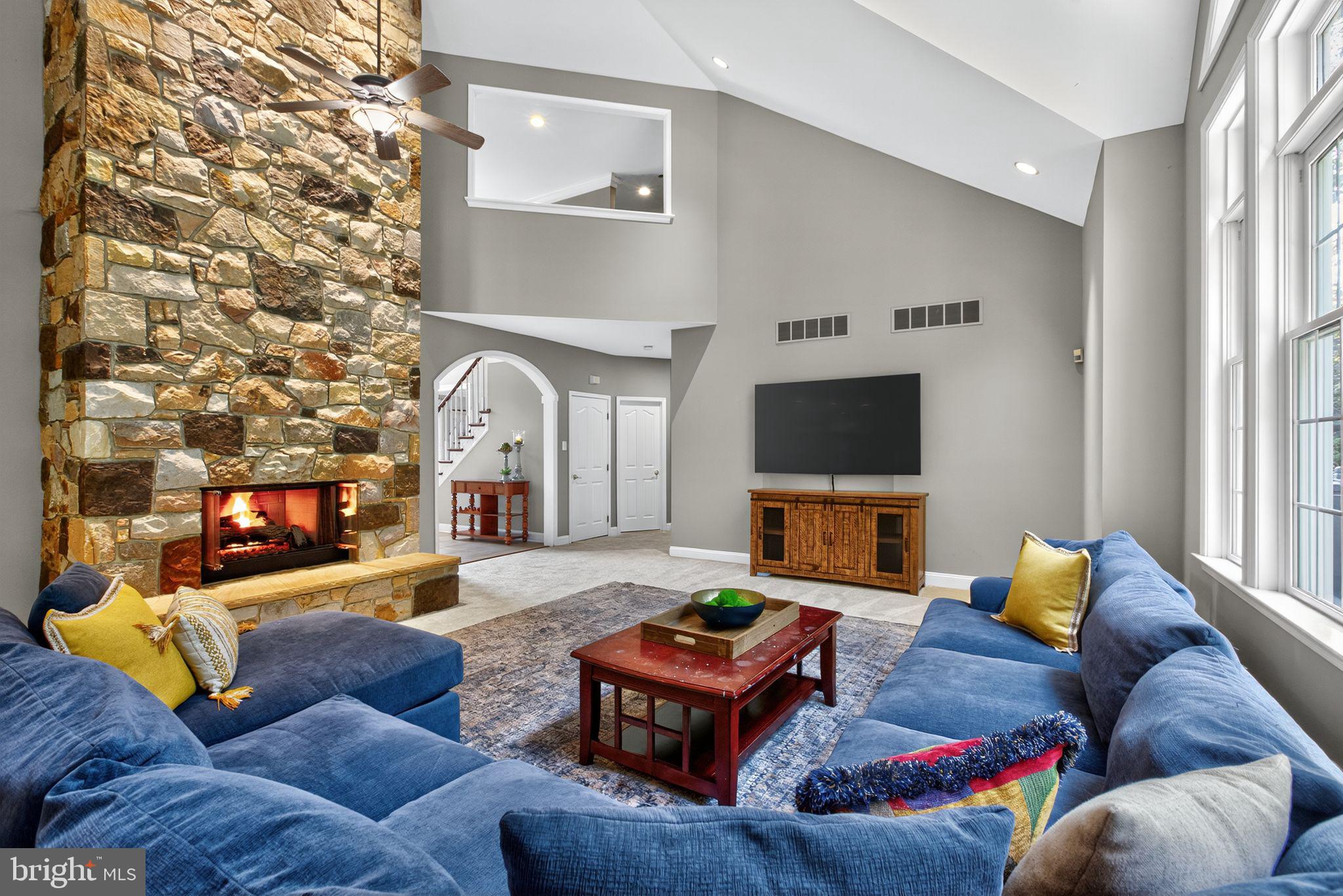 VIRGINIA GLEN - Residential