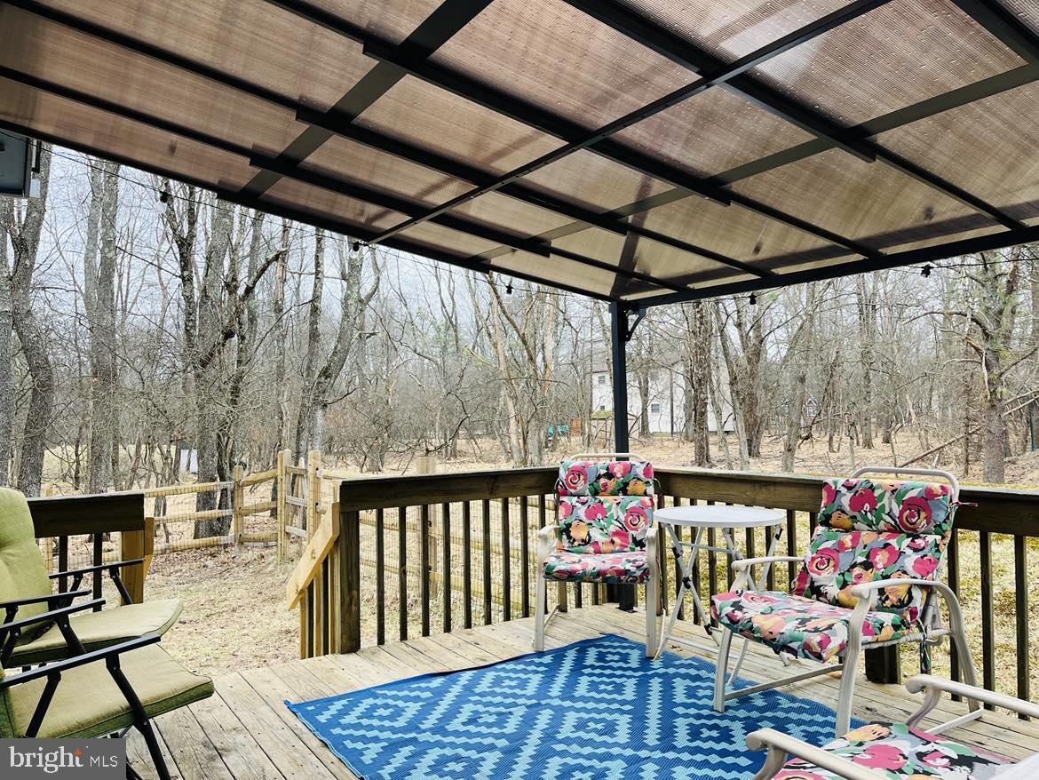 TOWAMENSING TRAILS - Residential