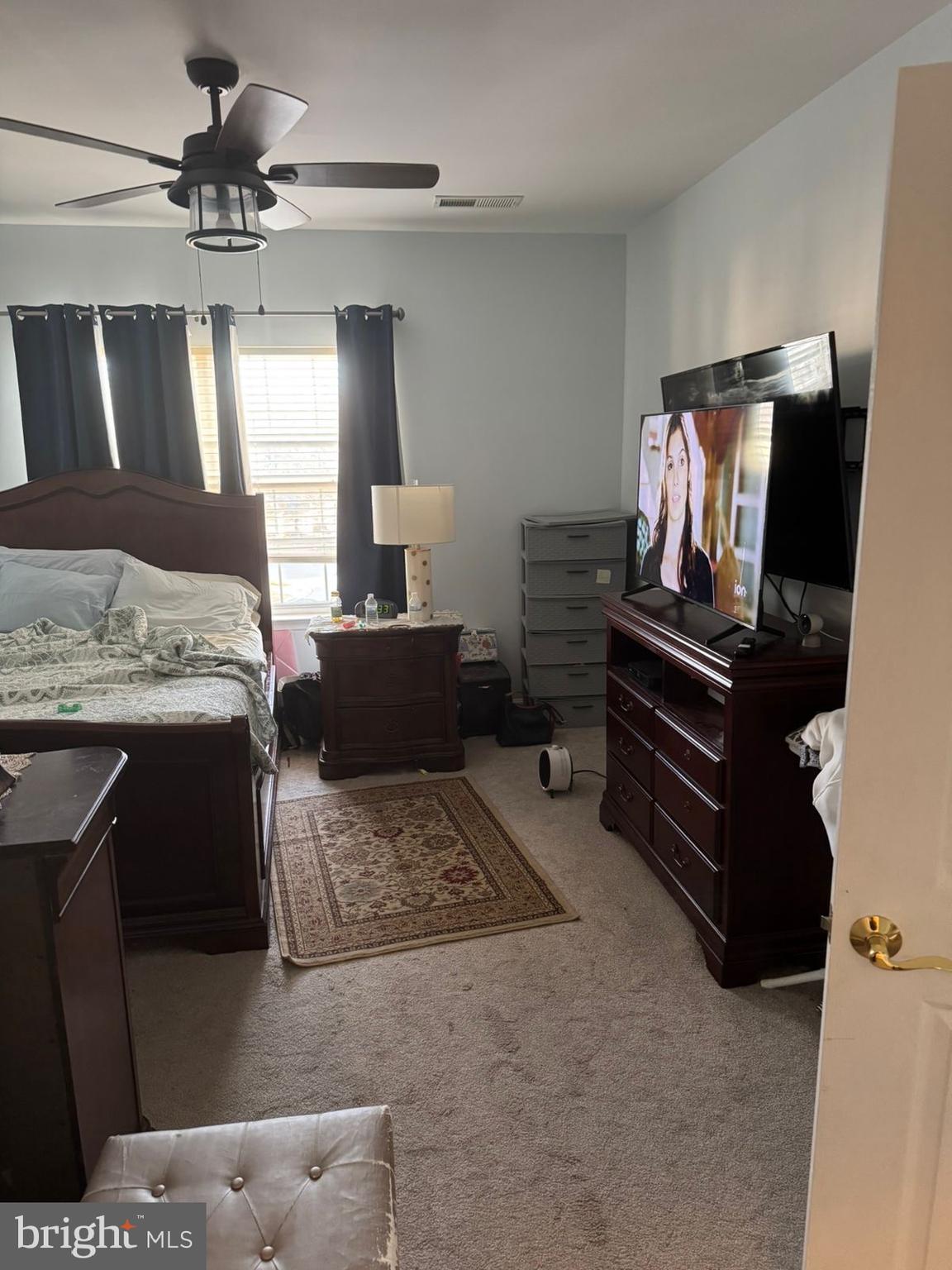 CAMERON GROVE CONDO IV> - Residential