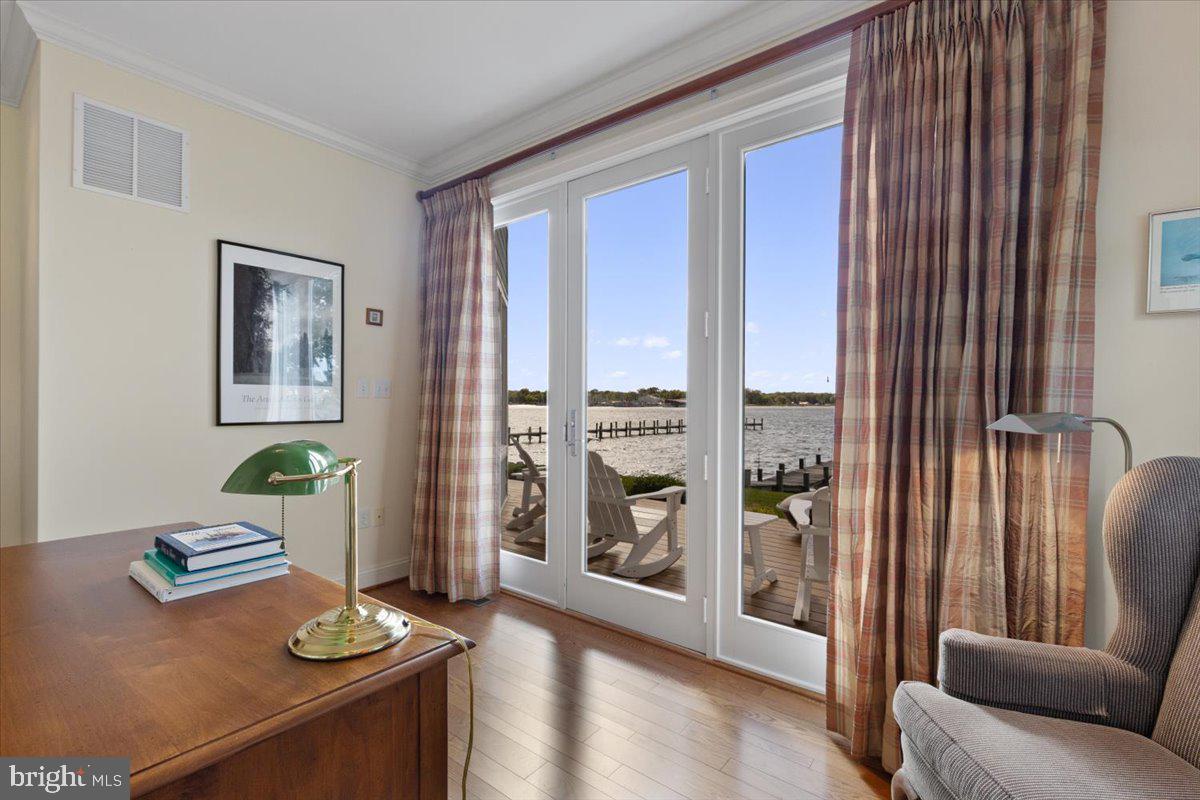 SHADY SIDE - Residential