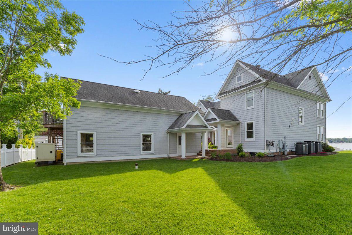 SHADY SIDE - Residential