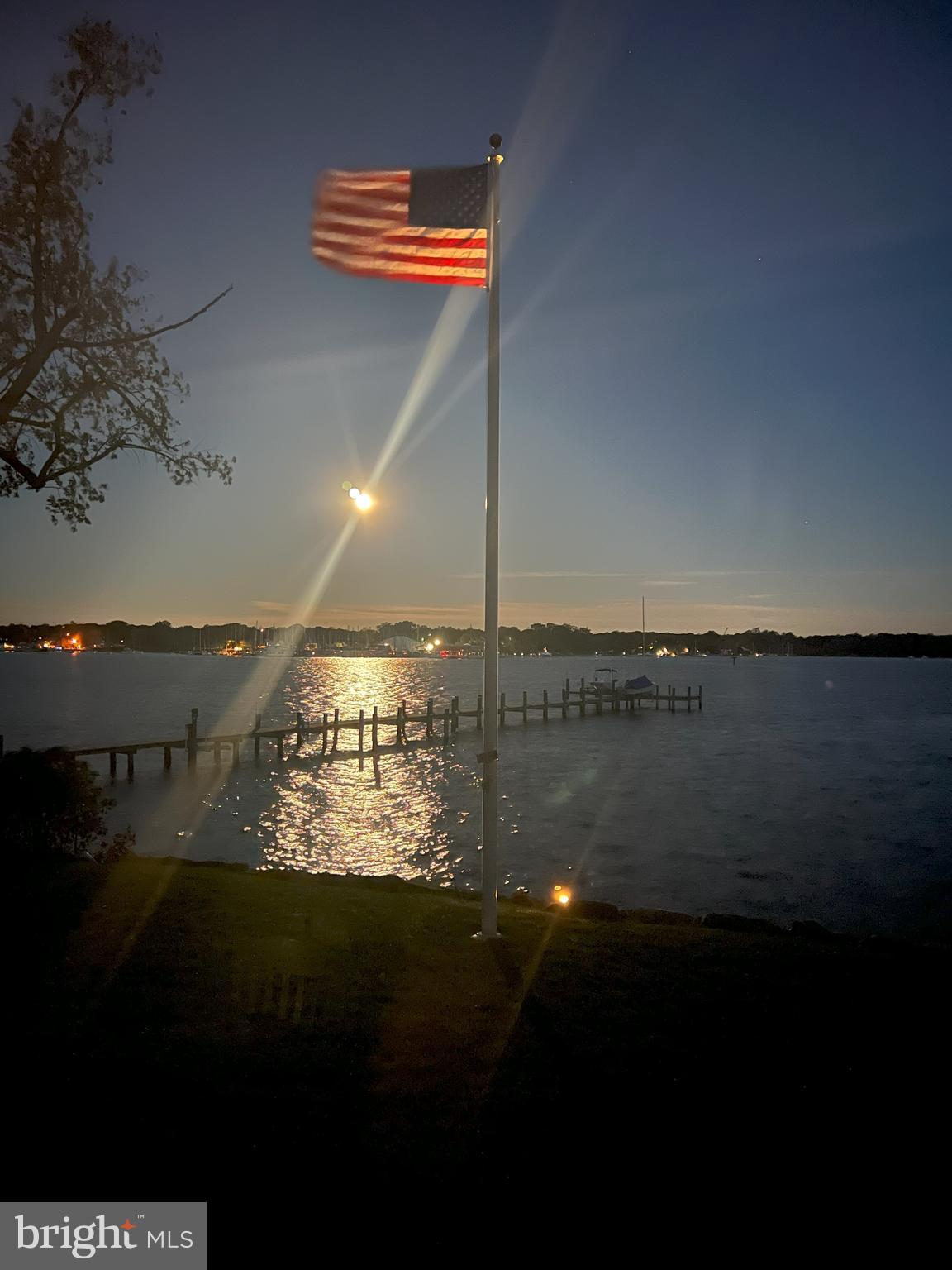 SHADY SIDE - Residential