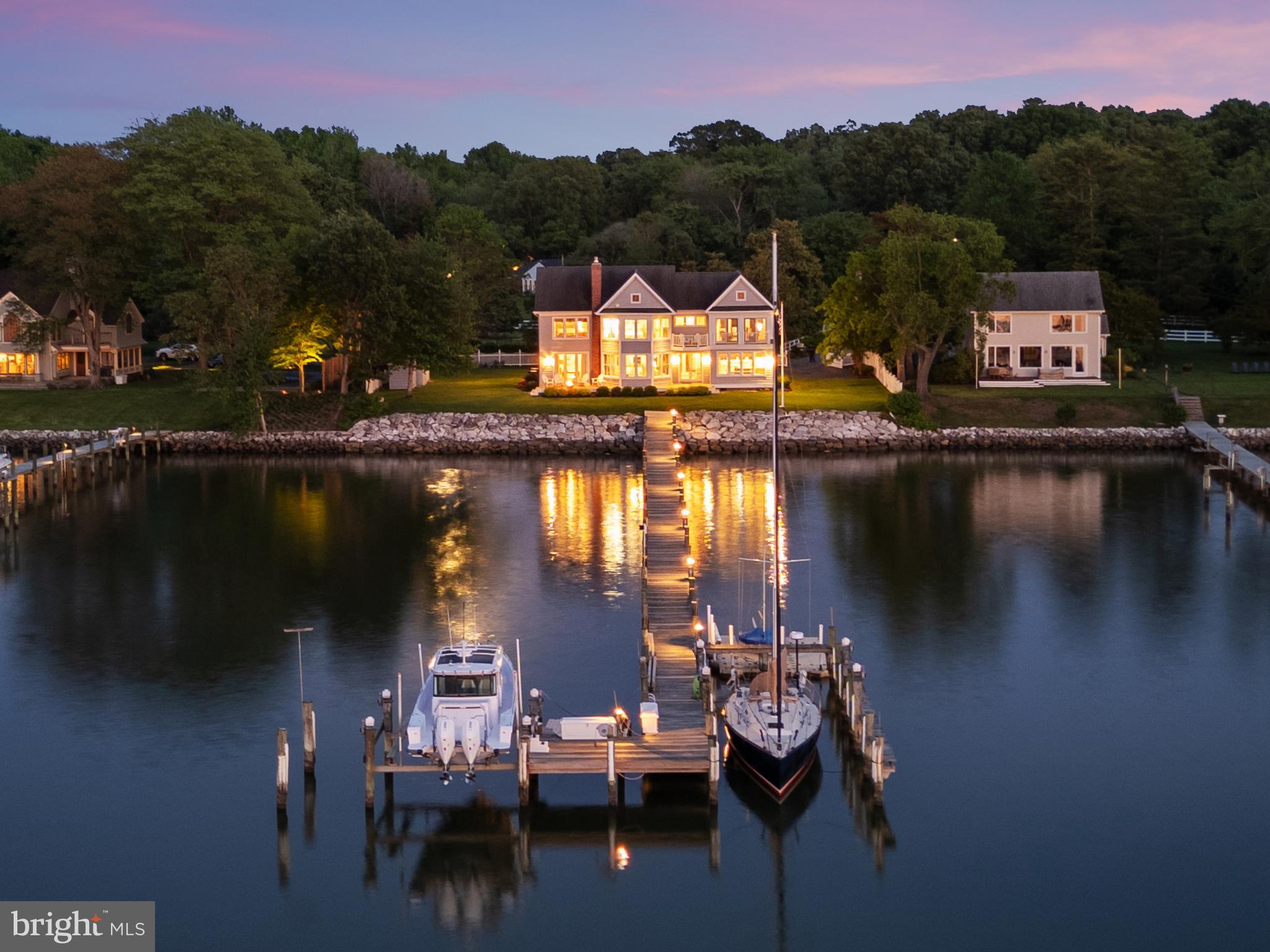 1100 STEAMBOAT ROAD