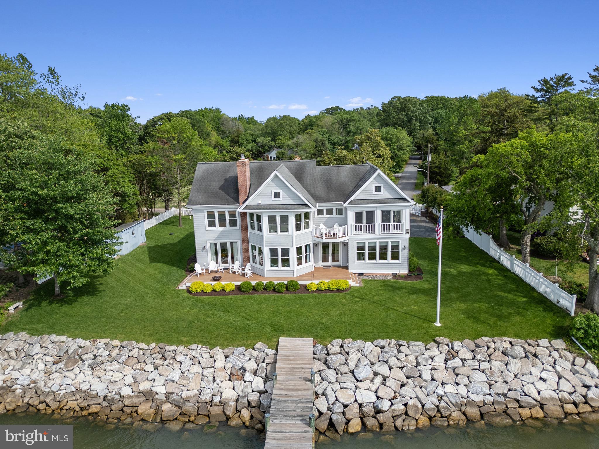 SHADY SIDE - Residential