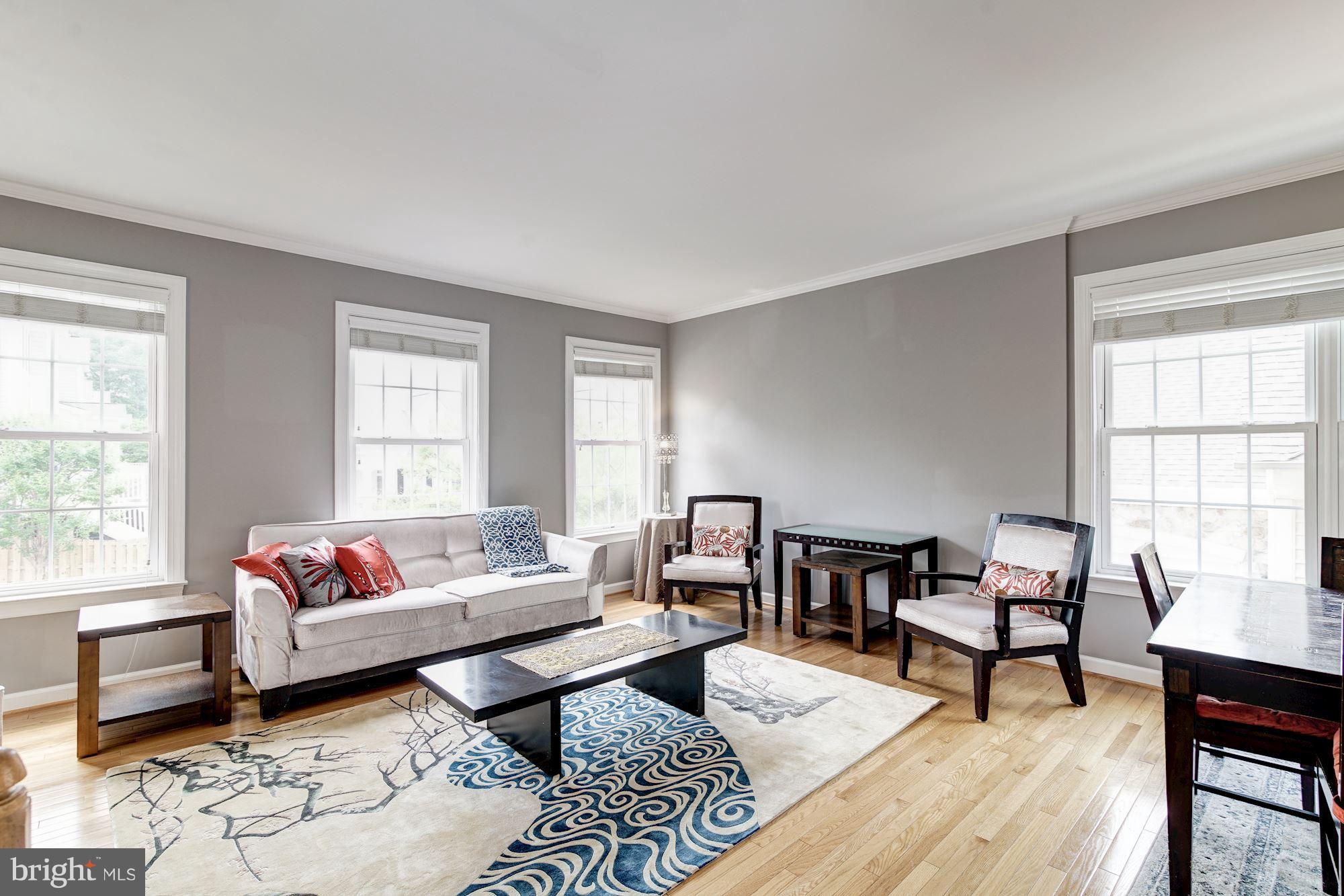 WILLOW OAKS - Residential Lease