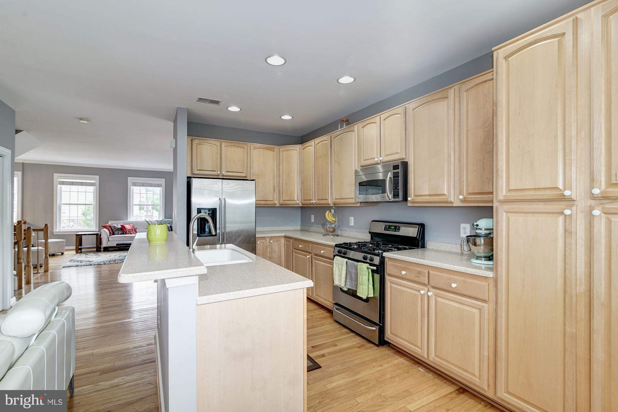 WILLOW OAKS - Residential Lease