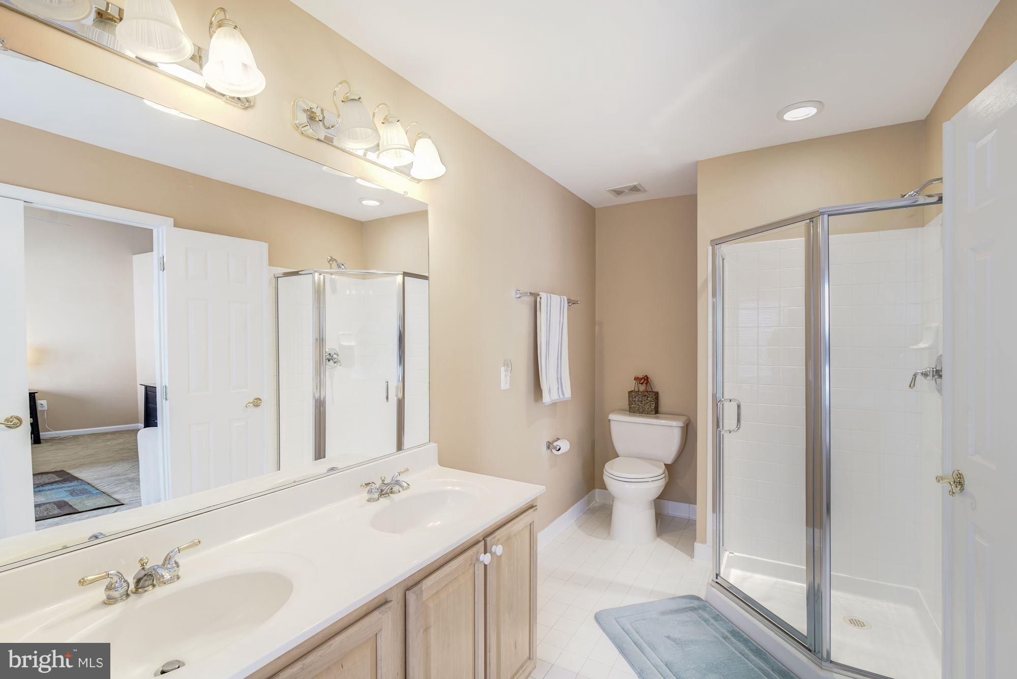 WILLOW OAKS - Residential Lease