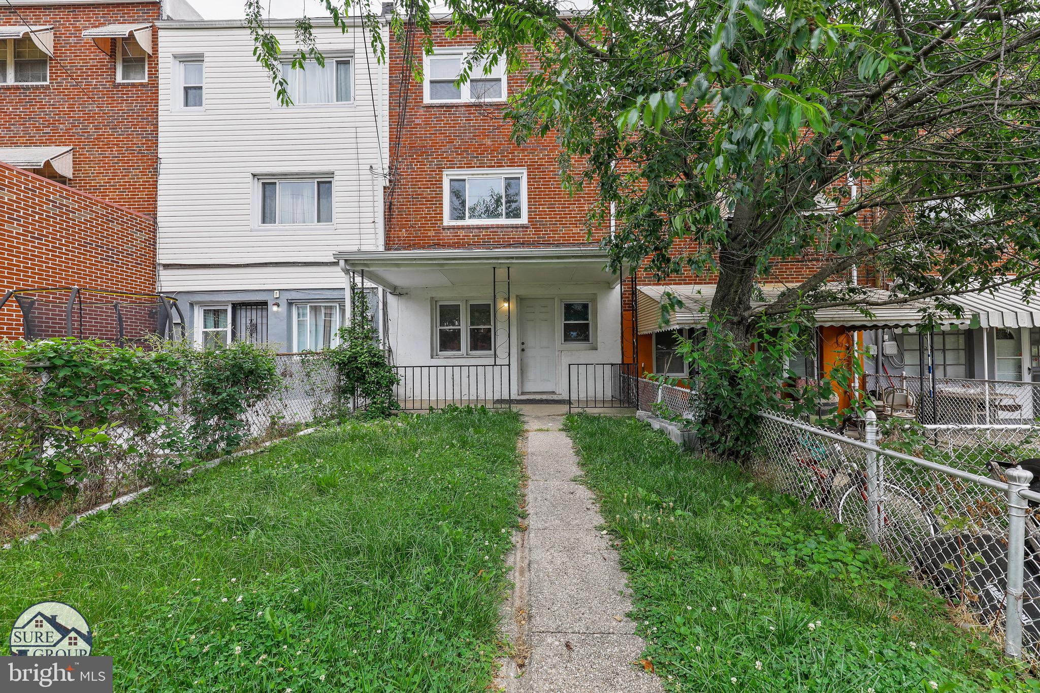 PARKSIDE - Residential Lease