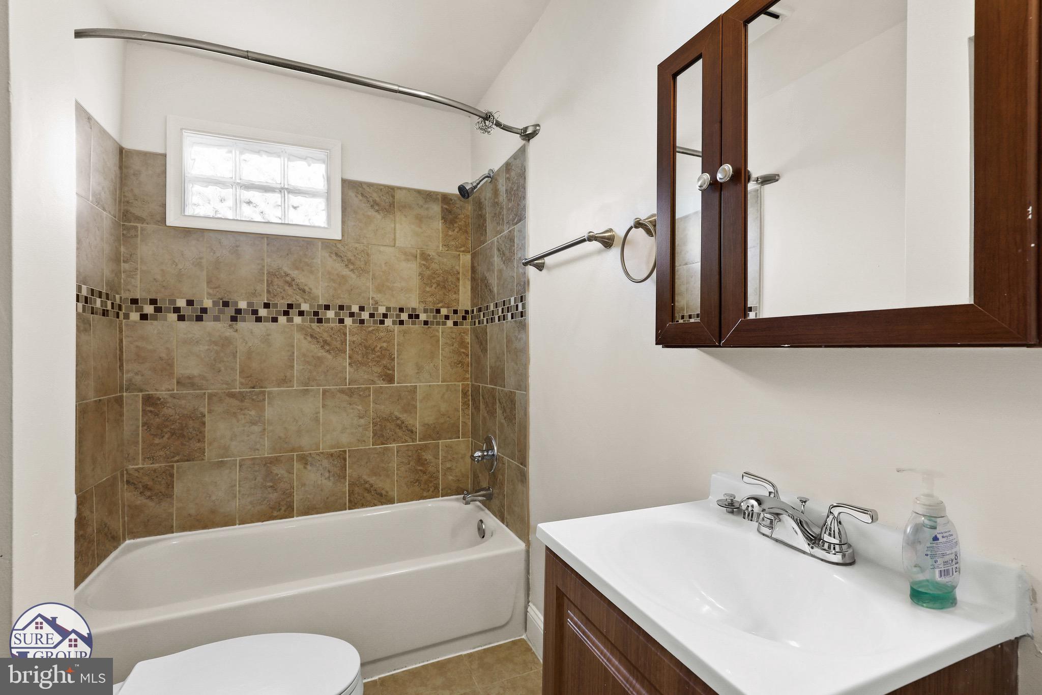 PARKSIDE - Residential Lease