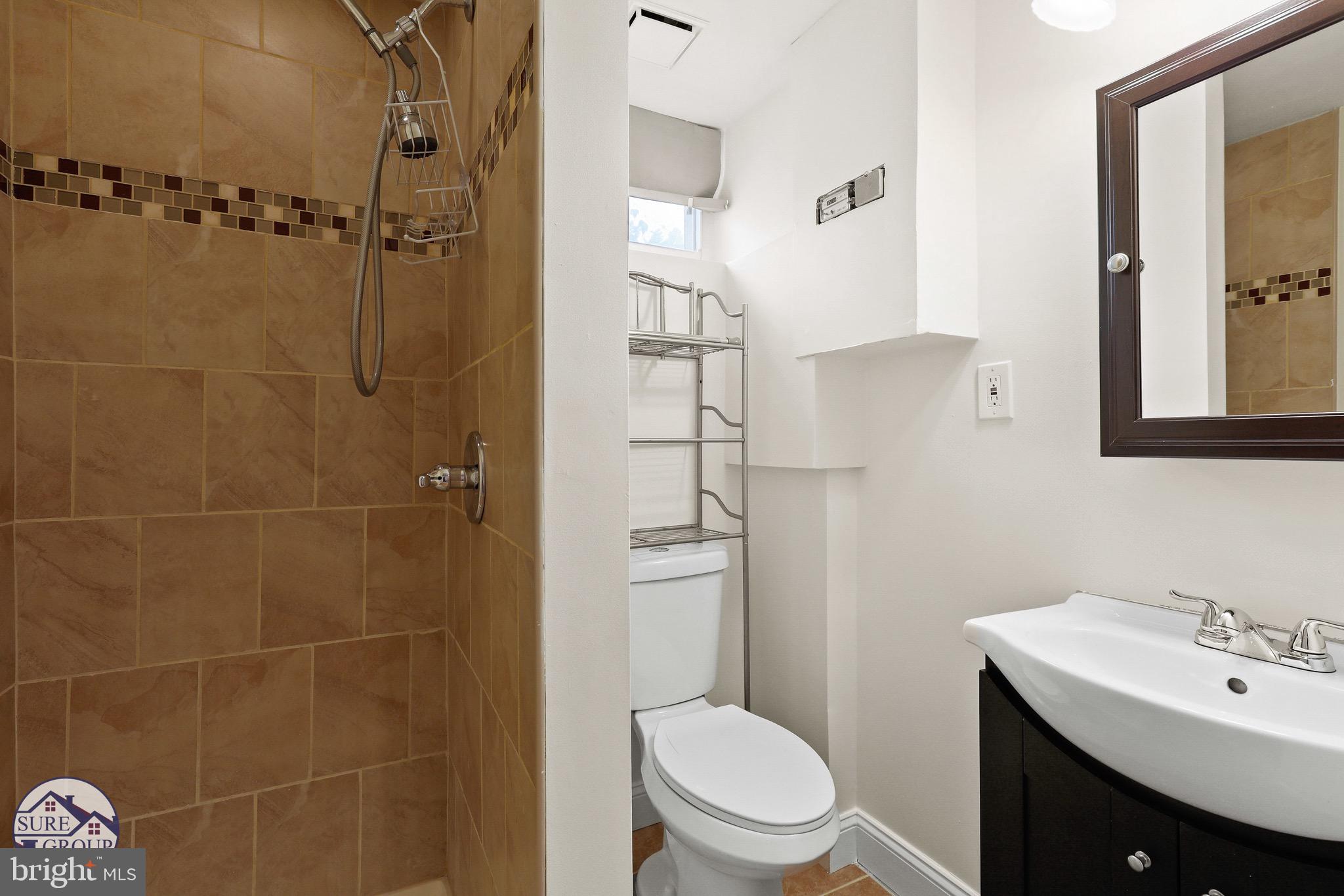 PARKSIDE - Residential Lease