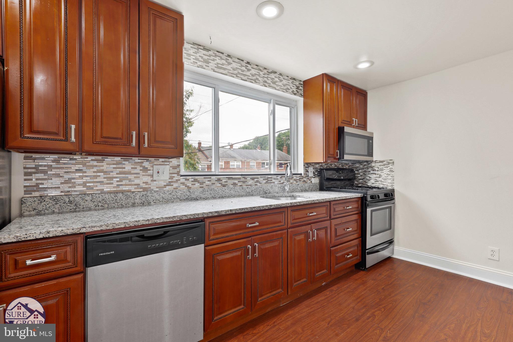 PARKSIDE - Residential Lease