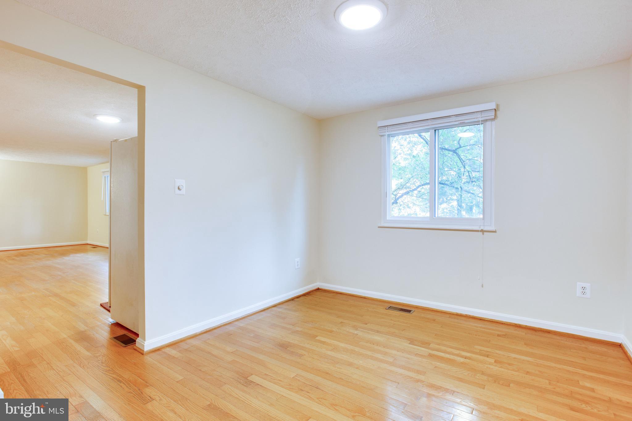 MILL CREEK SOUTH - Residential