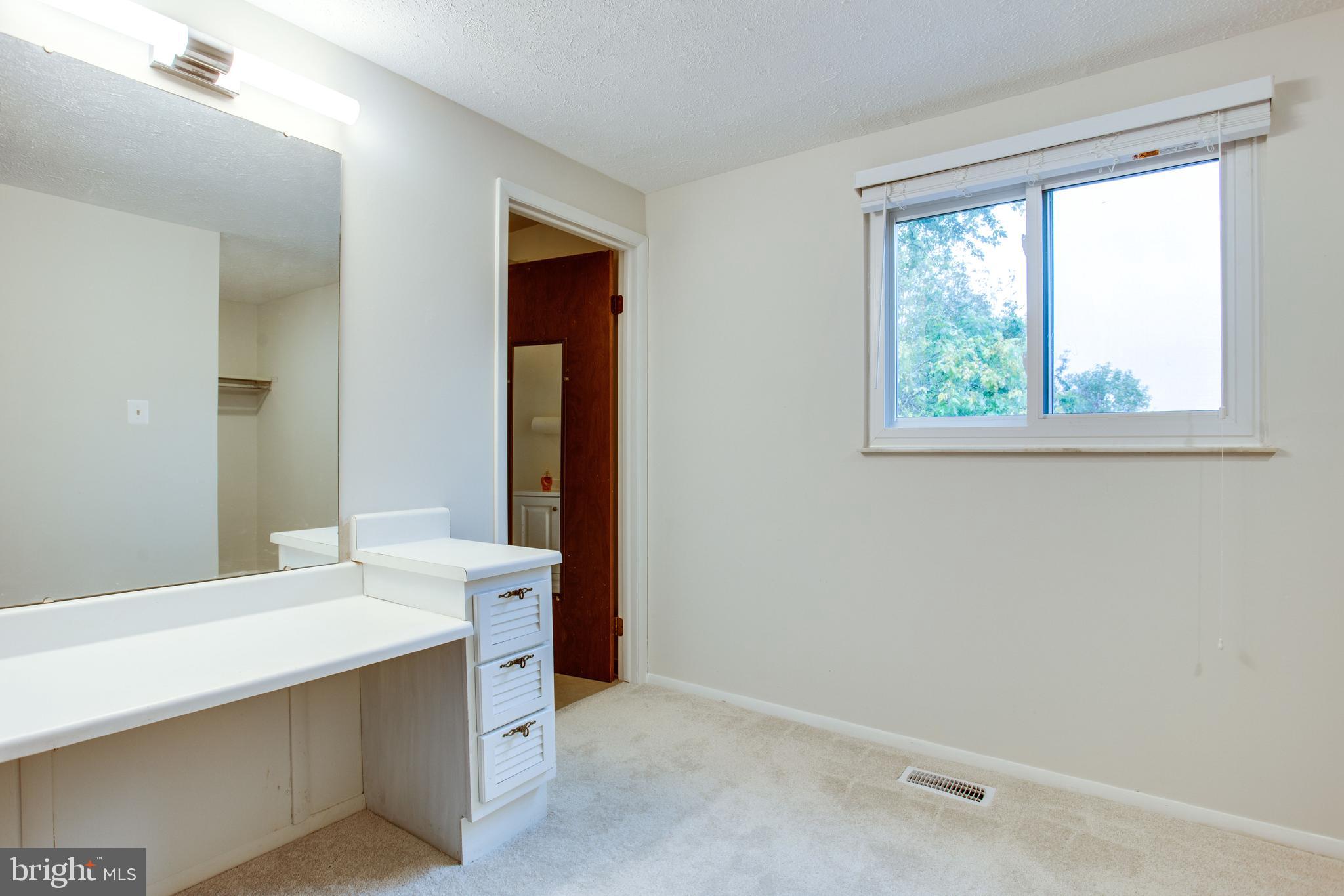 MILL CREEK SOUTH - Residential